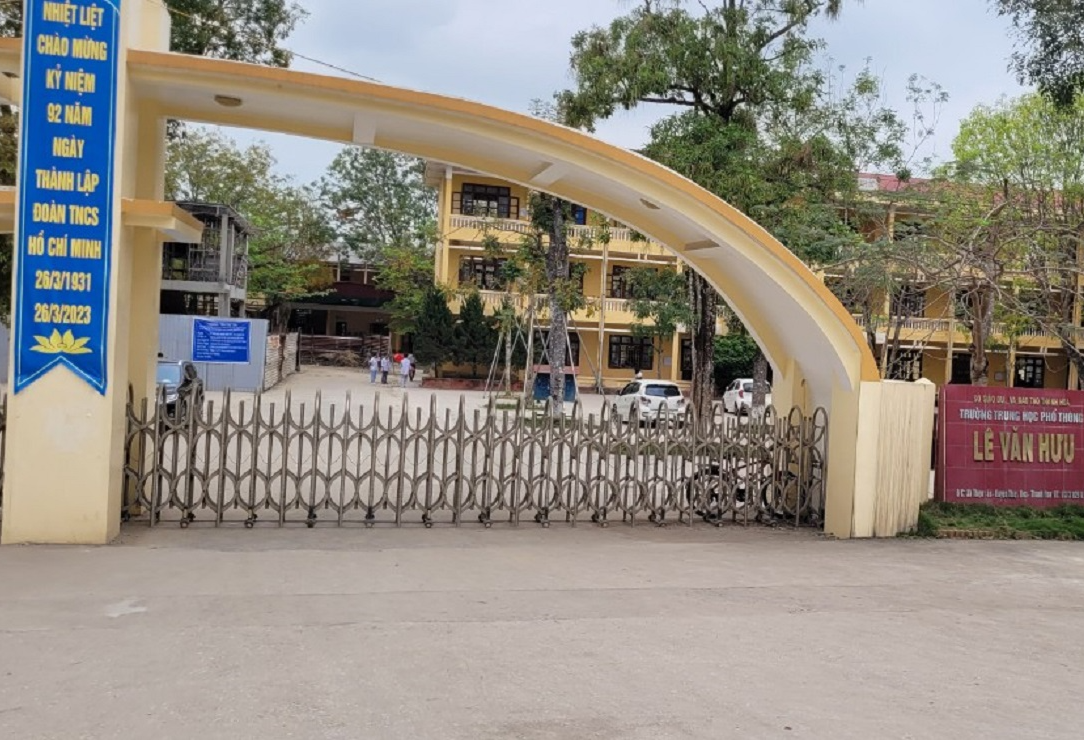 Một trường THPT ở Thanh Hóa kêu gọi 2,6 tỉ đồng kỷ niệm ngày thành lập