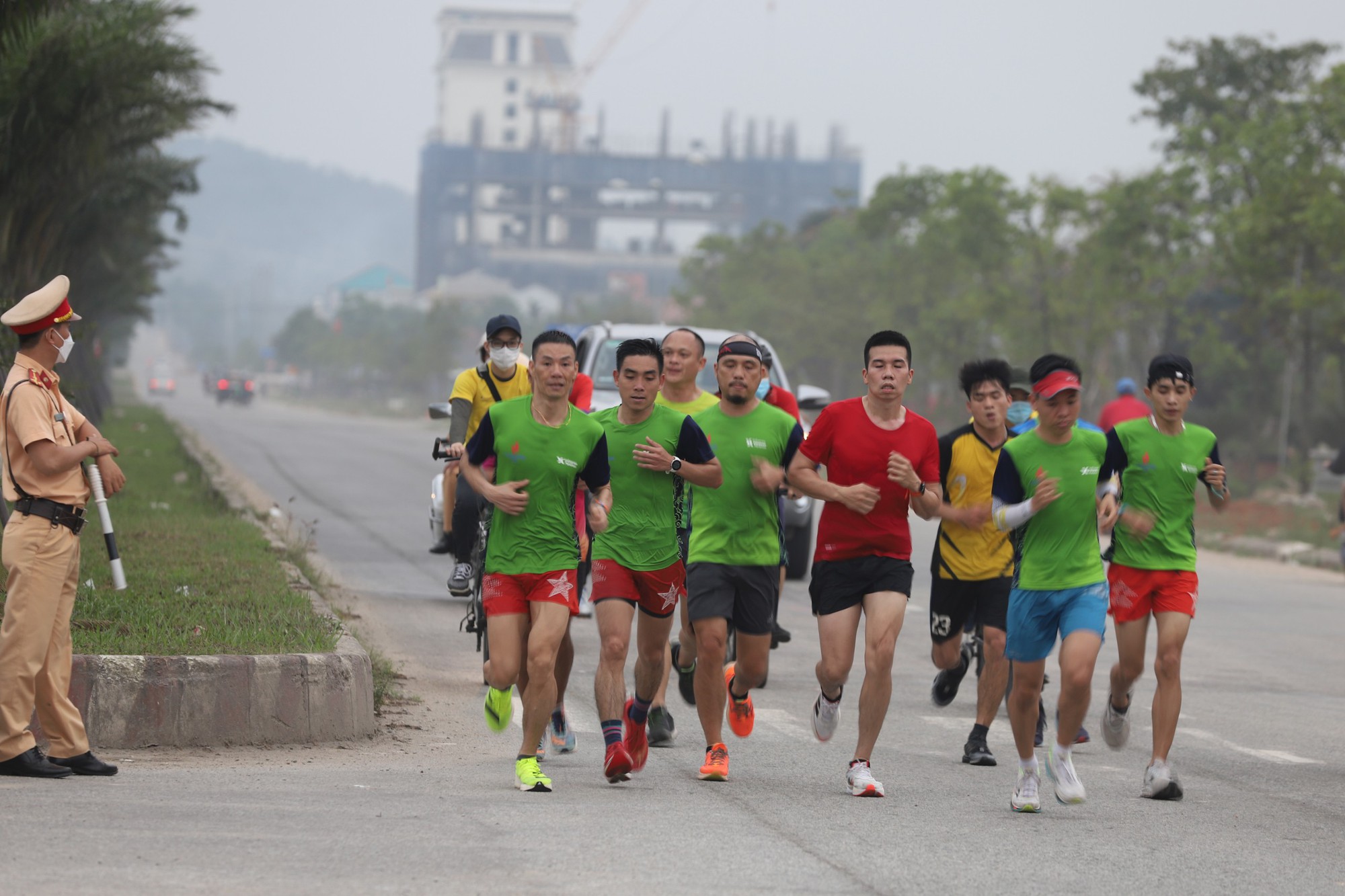 Hơn 10.000 vận động vi&ecirc;n tham gia giải chạy VnExpress Marathon Imperial Hue 2023 - Ảnh 2.
