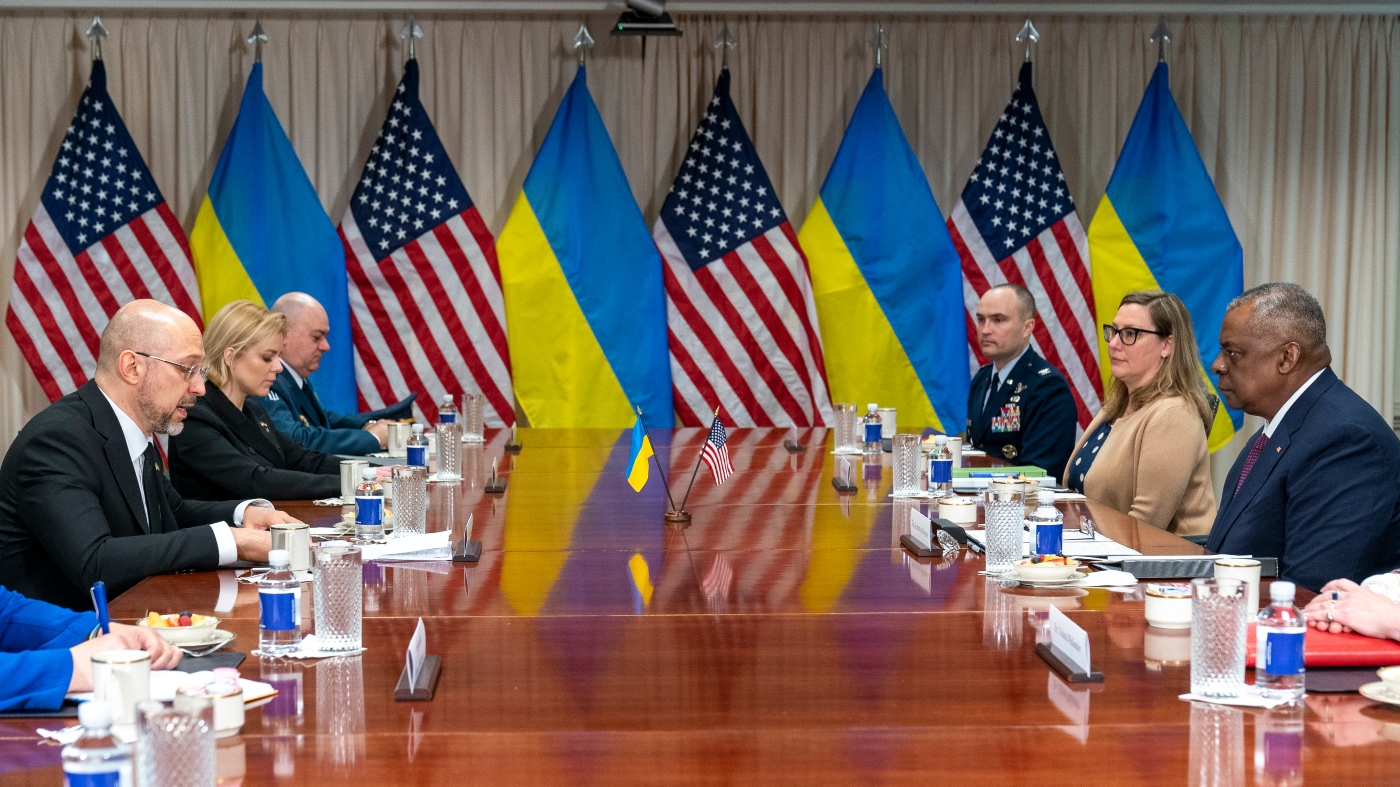 Đề nghị trực tiếp của Thủ tướng Ukraine với Lầu Năm Góc