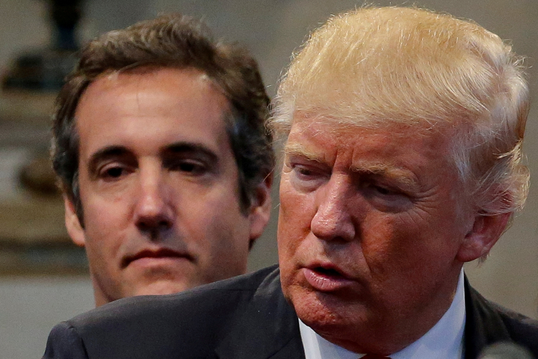 Ông Donald Trump đòi cựu luật sư bồi thường 500 triệu USD