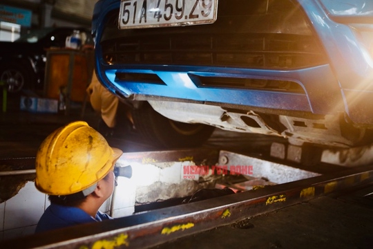 Người dân có thể dán tem kiểm định khi đăng kiểm xe? - Ảnh 7.