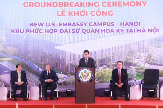 Ngoại trưởng Antony Blinken v&agrave; Bộ trưởng B&ugrave;i Thanh Sơn khởi c&ocirc;ng trụ sở Đại sứ qu&aacute;n Mỹ - Ảnh 10.