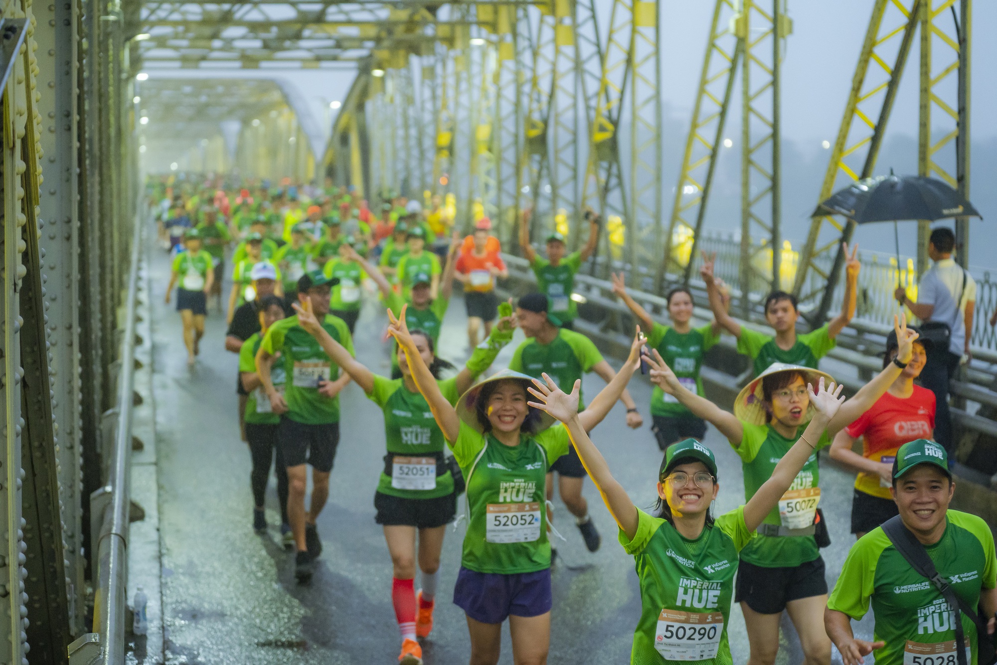 Huế náo nhiệt với giải chạy VnExpress Marathon Imperial Hue 2023