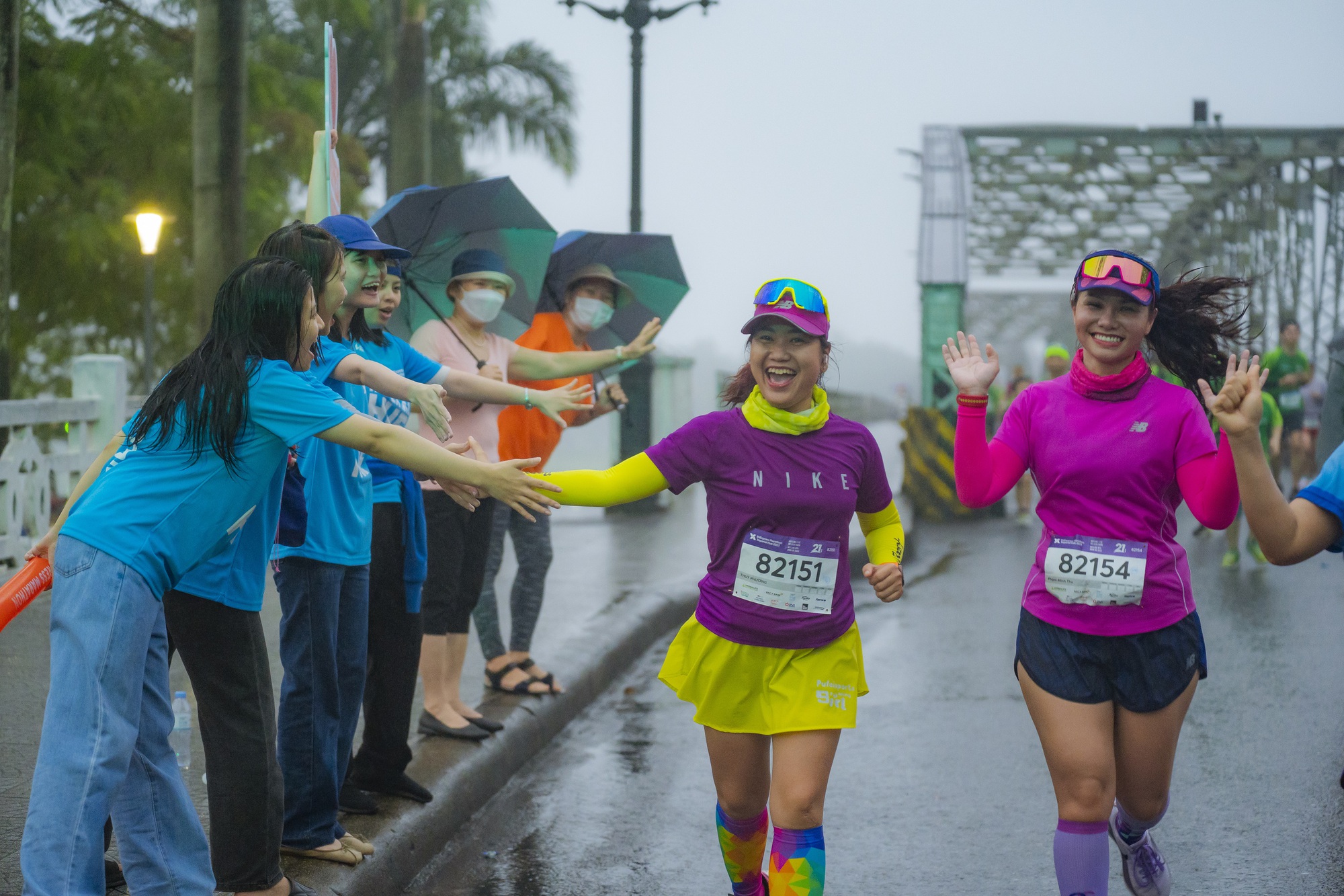 Huế n&aacute;o nhiệt với giải chạy VnExpress Marathon Imperial Hue 2023 - Ảnh 7.
