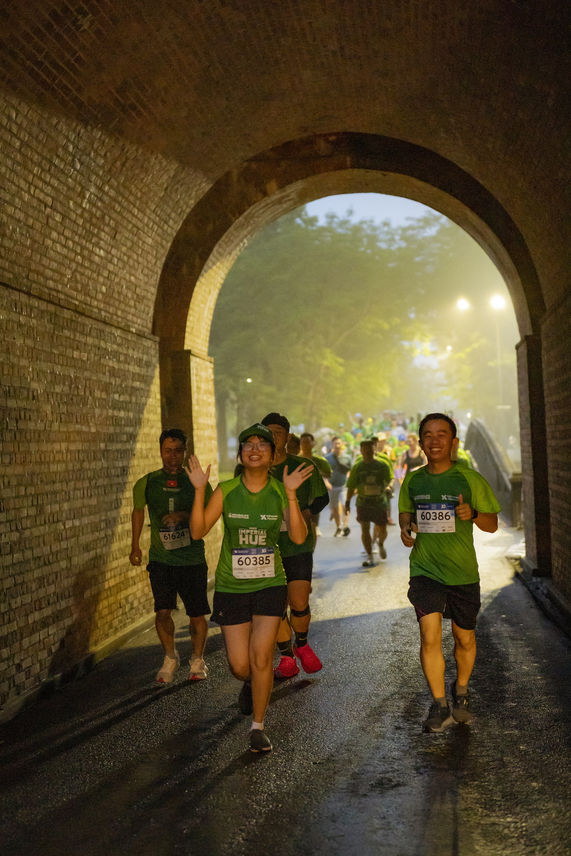 Huế n&aacute;o nhiệt với giải chạy VnExpress Marathon Imperial Hue 2023 - Ảnh 11.