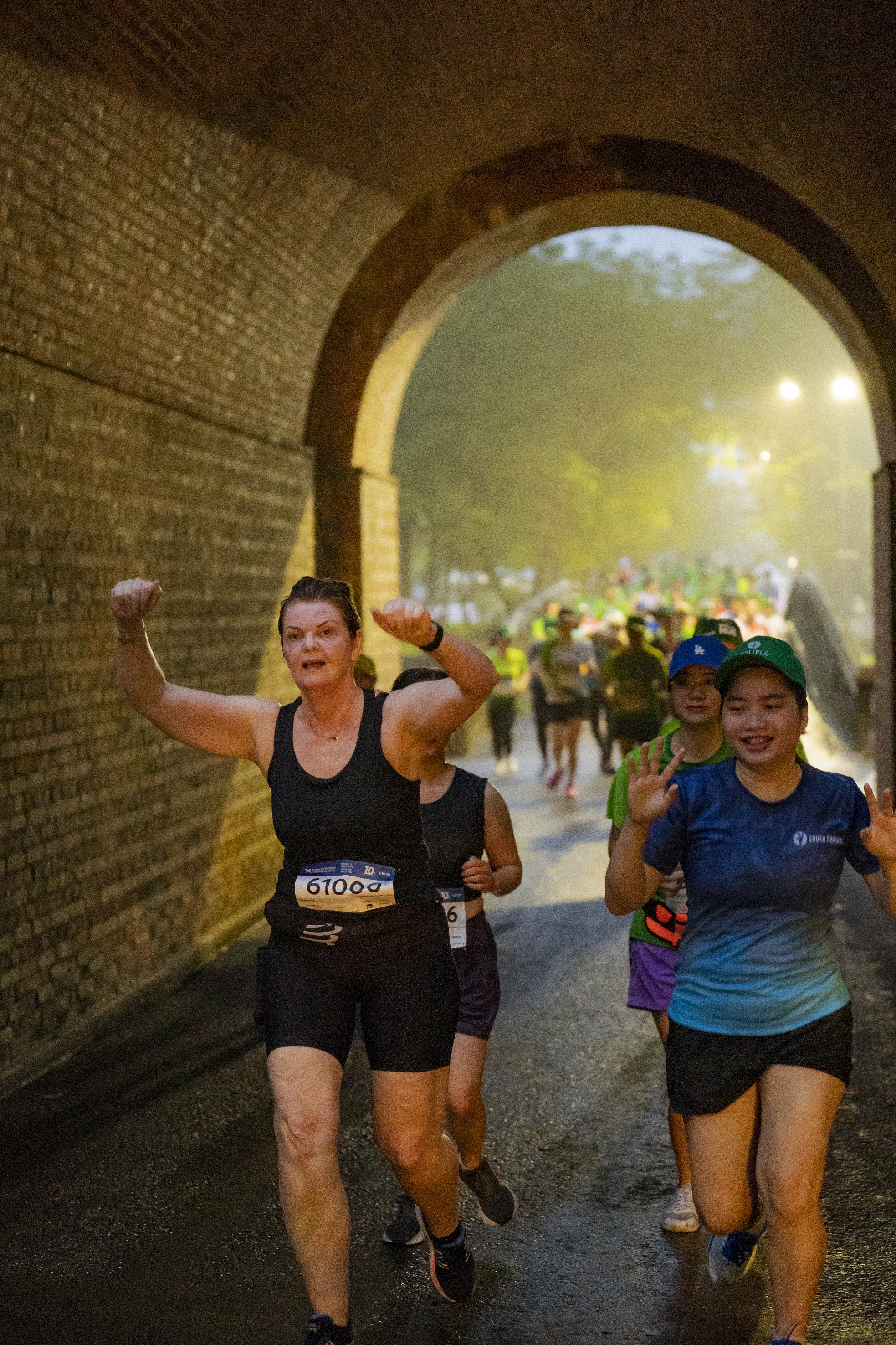 Huế n&aacute;o nhiệt với giải chạy VnExpress Marathon Imperial Hue 2023 - Ảnh 12.