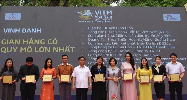 V&eacute; m&aacute;y bay nội địa tăng cao, kh&aacute;ch chuyển hướng chọn tour du lịch nước ngo&agrave;i - Ảnh 1.