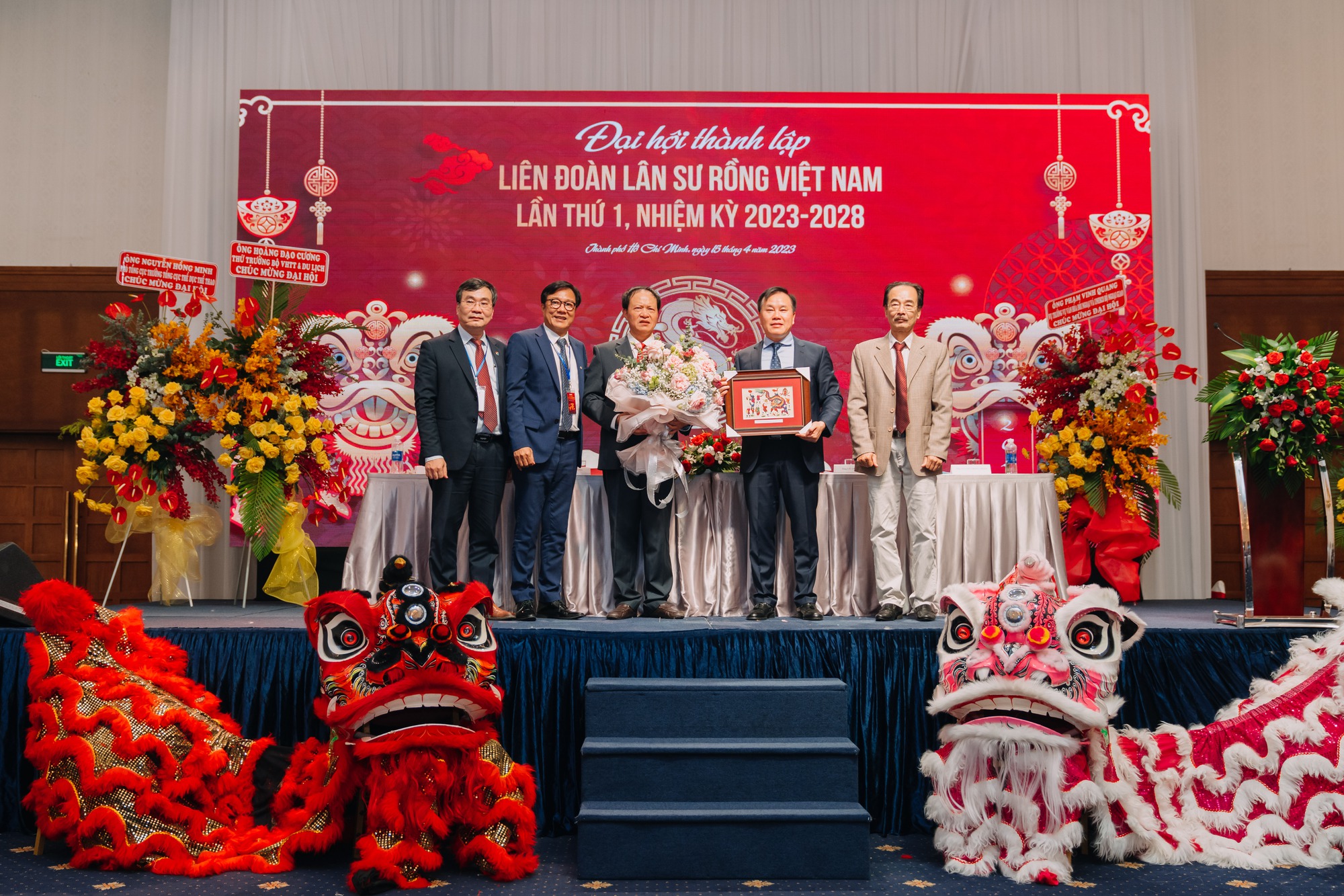 Li&ecirc;n đo&agrave;n L&acirc;n Sư Rồng Việt Nam: Vươn tầm cao mới - Ảnh 5.