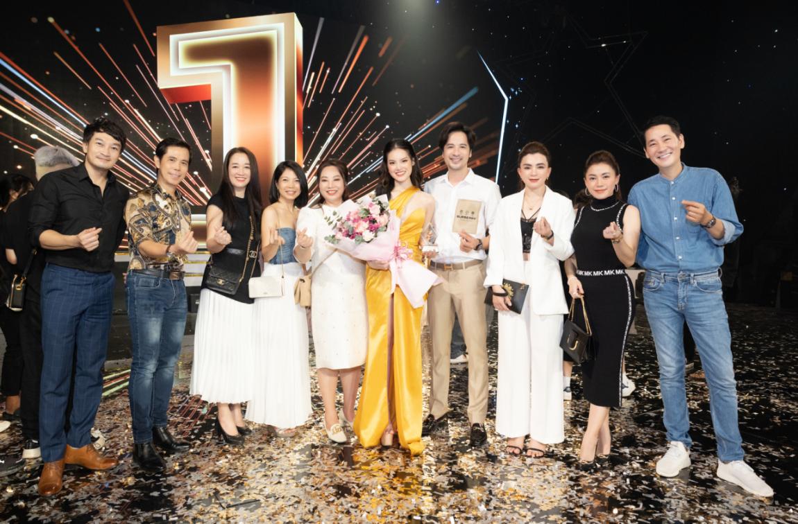 Nữ sinh viên Ngành Răng Hàm Mặt đoạt giải Á quân Hãy là số 1. - Ảnh 7.