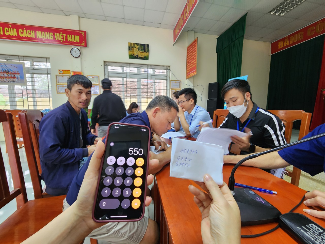 Nhận tiền đền b&ugrave;, người d&acirc;n mong đường V&agrave;nh đai 4 sớm khởi c&ocirc;ng - Ảnh 4.