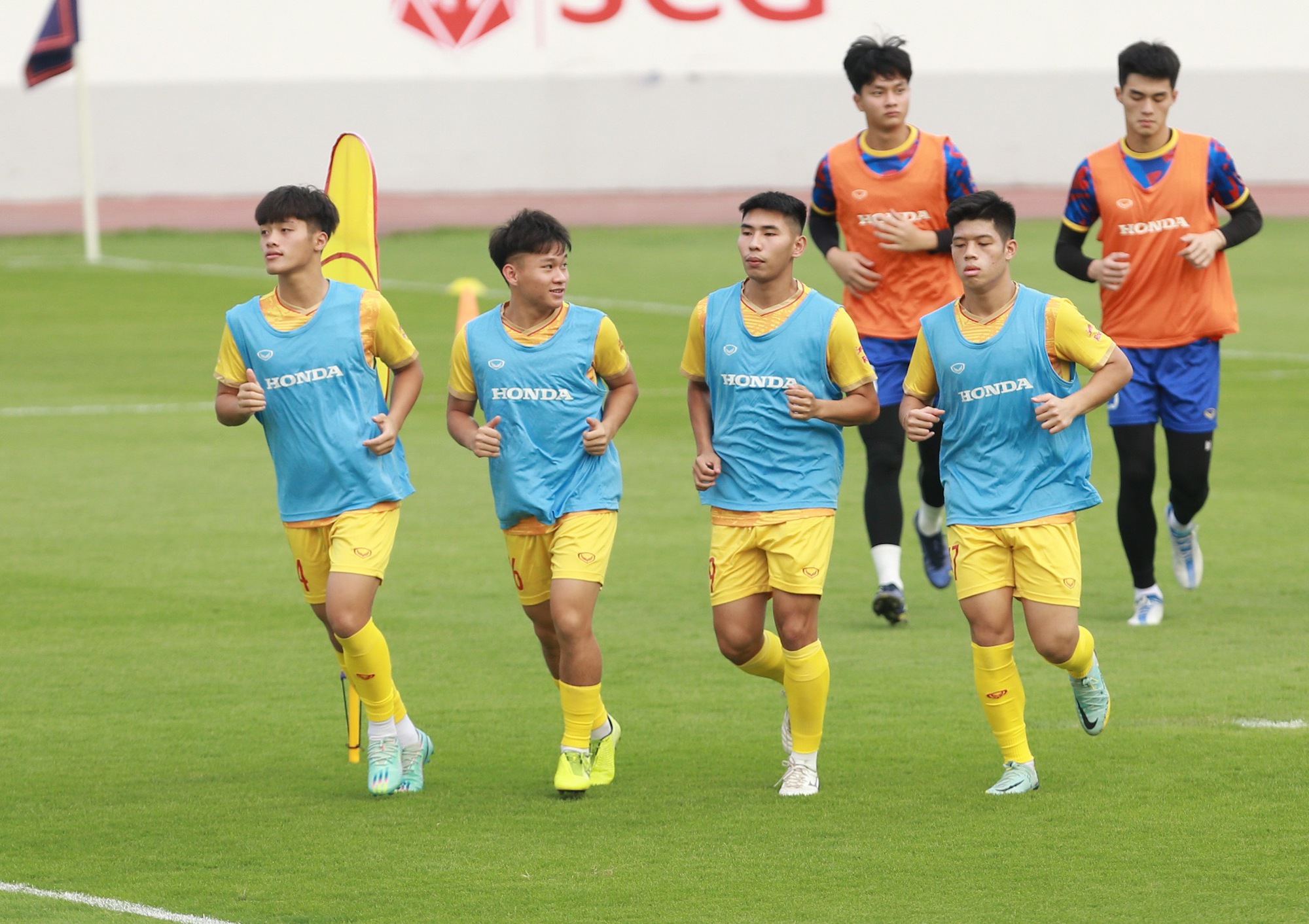 HLV Troussier tiếp tục khẳng định mục ti&ecirc;u đoạt HCV SEA Games 32 - Ảnh 3.