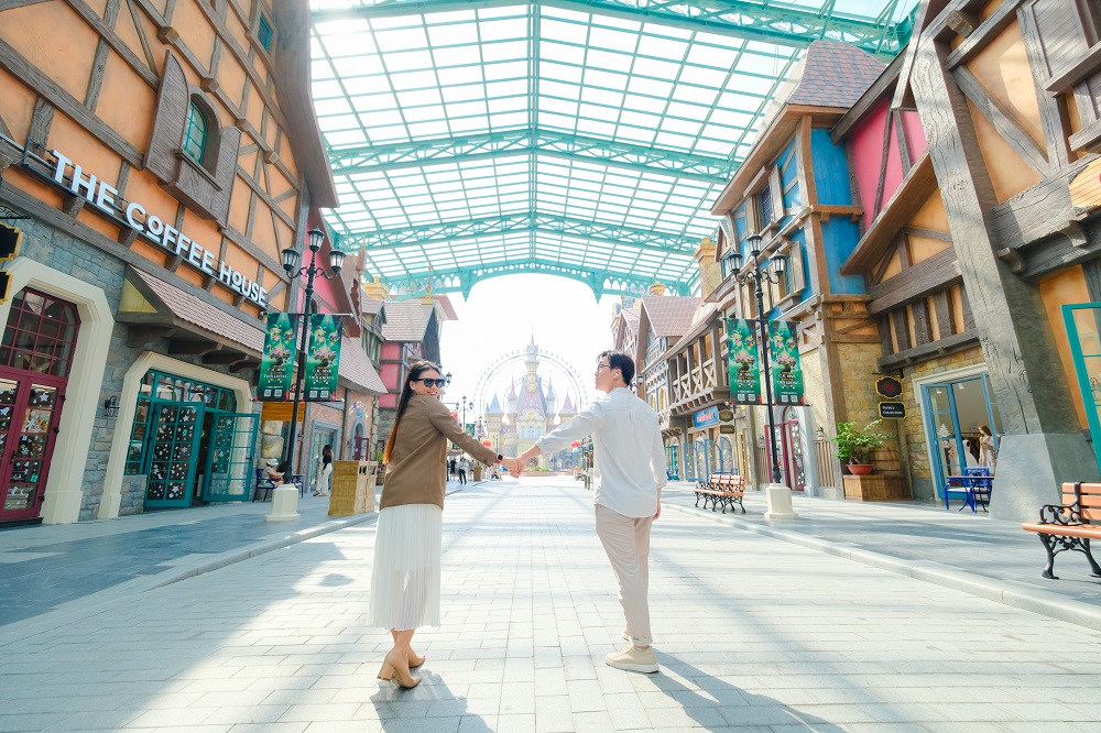 Tưng bừng săn ưu đ&atilde;i, ch&agrave;o h&egrave; sớm c&ugrave;ng VinWonders - Ảnh 2.