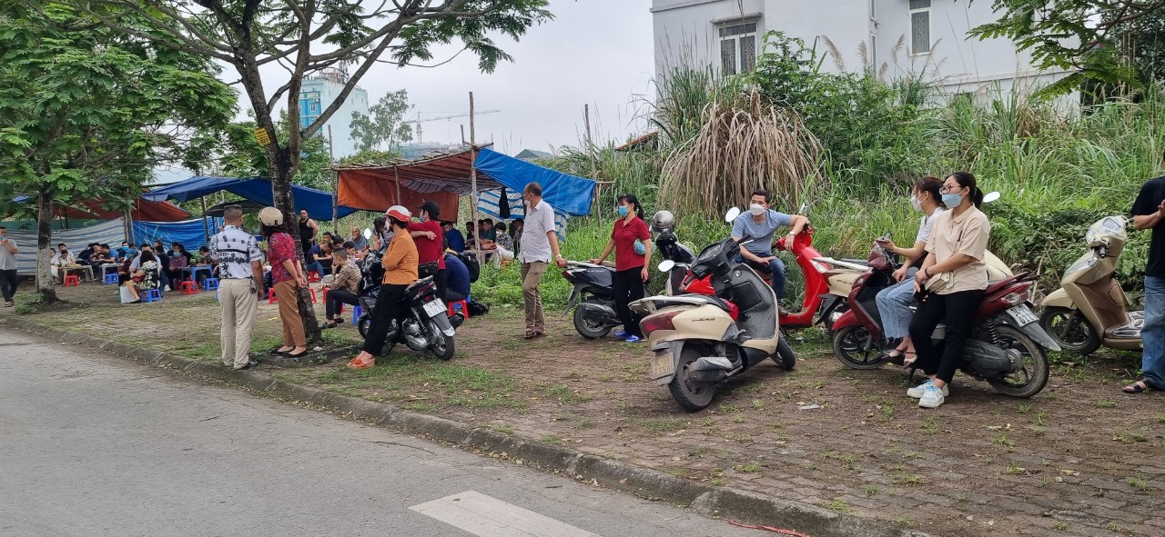 Cựu chủ tịch TP Hạ Long Phạm Hồng Hà gầy sọp ra hầu tòa - Ảnh 9.
