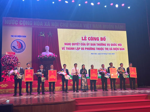 5 xã ở Quảng Nam thành phường