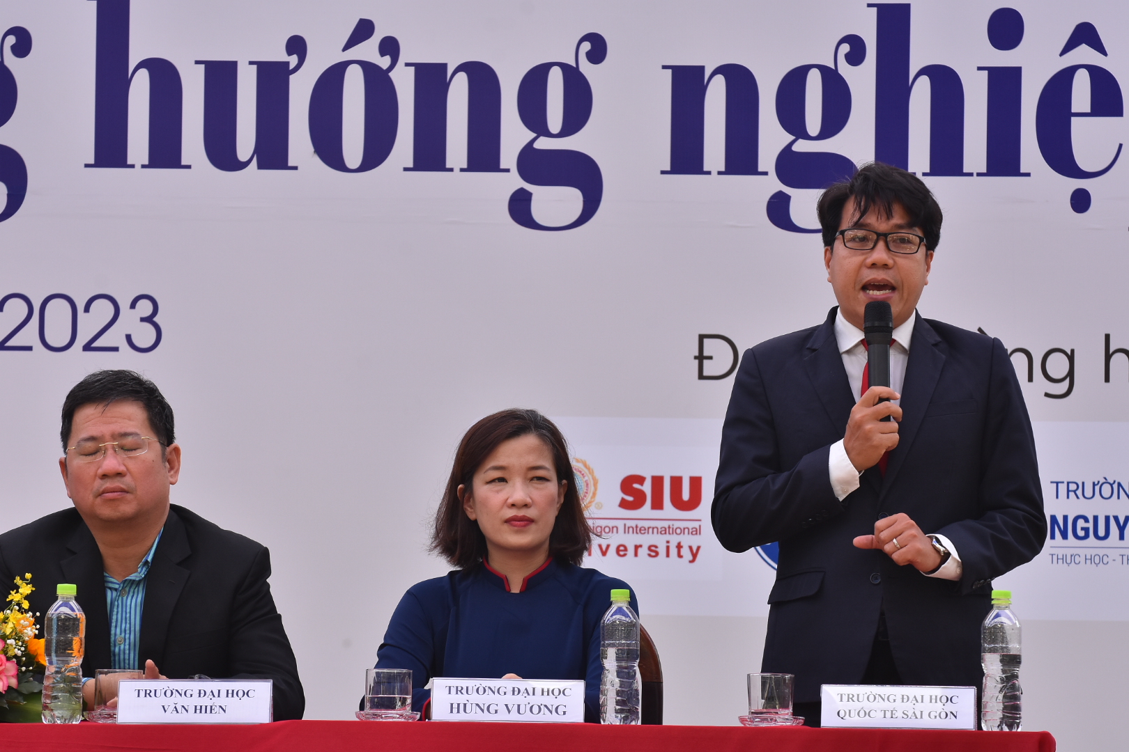 undefined - Ảnh 1.