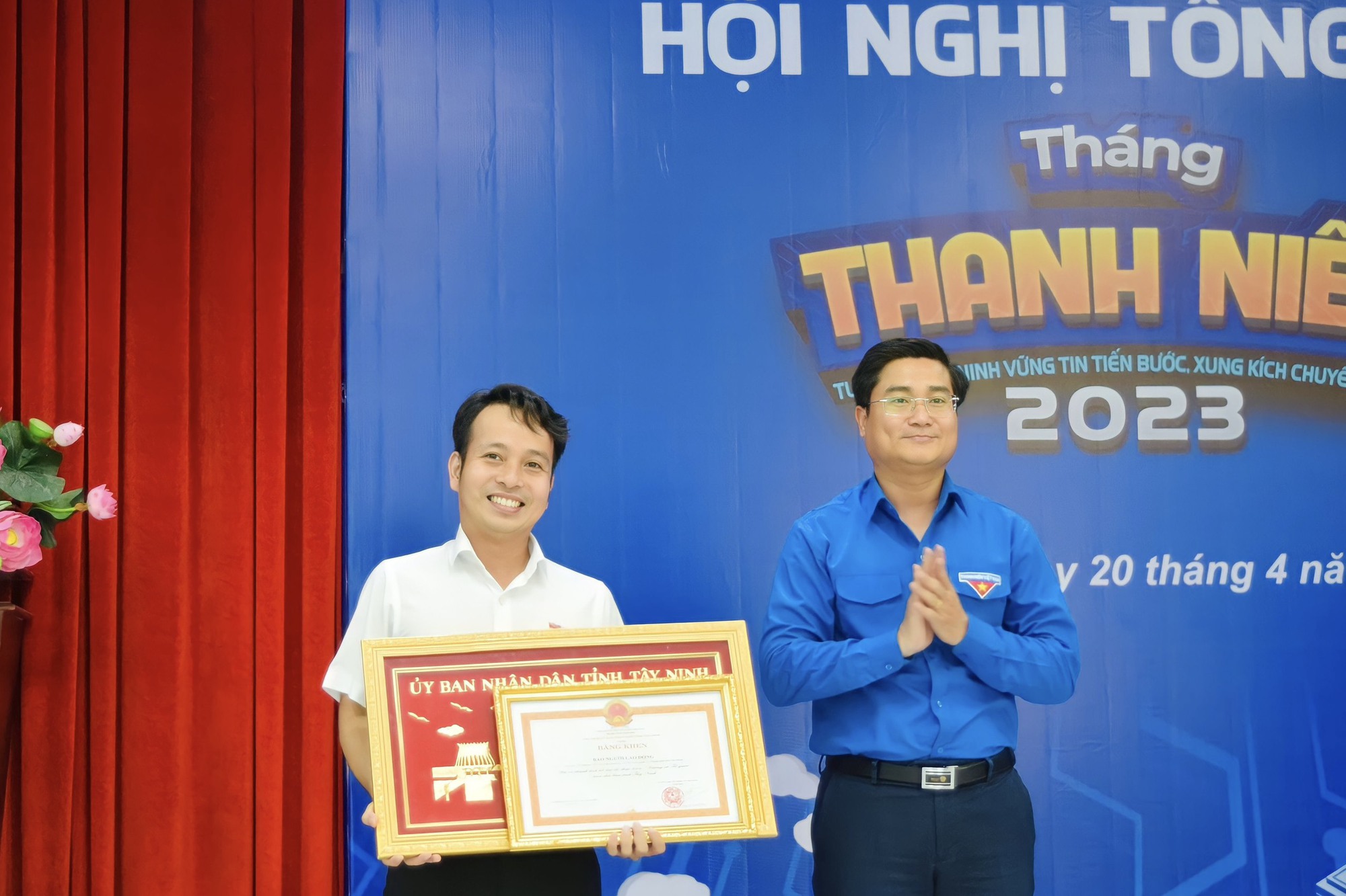 Chủ tịch UBND tỉnh T&acirc;y Ninh tặng bằng khen cho B&aacute;o Người Lao Động - Ảnh 2.