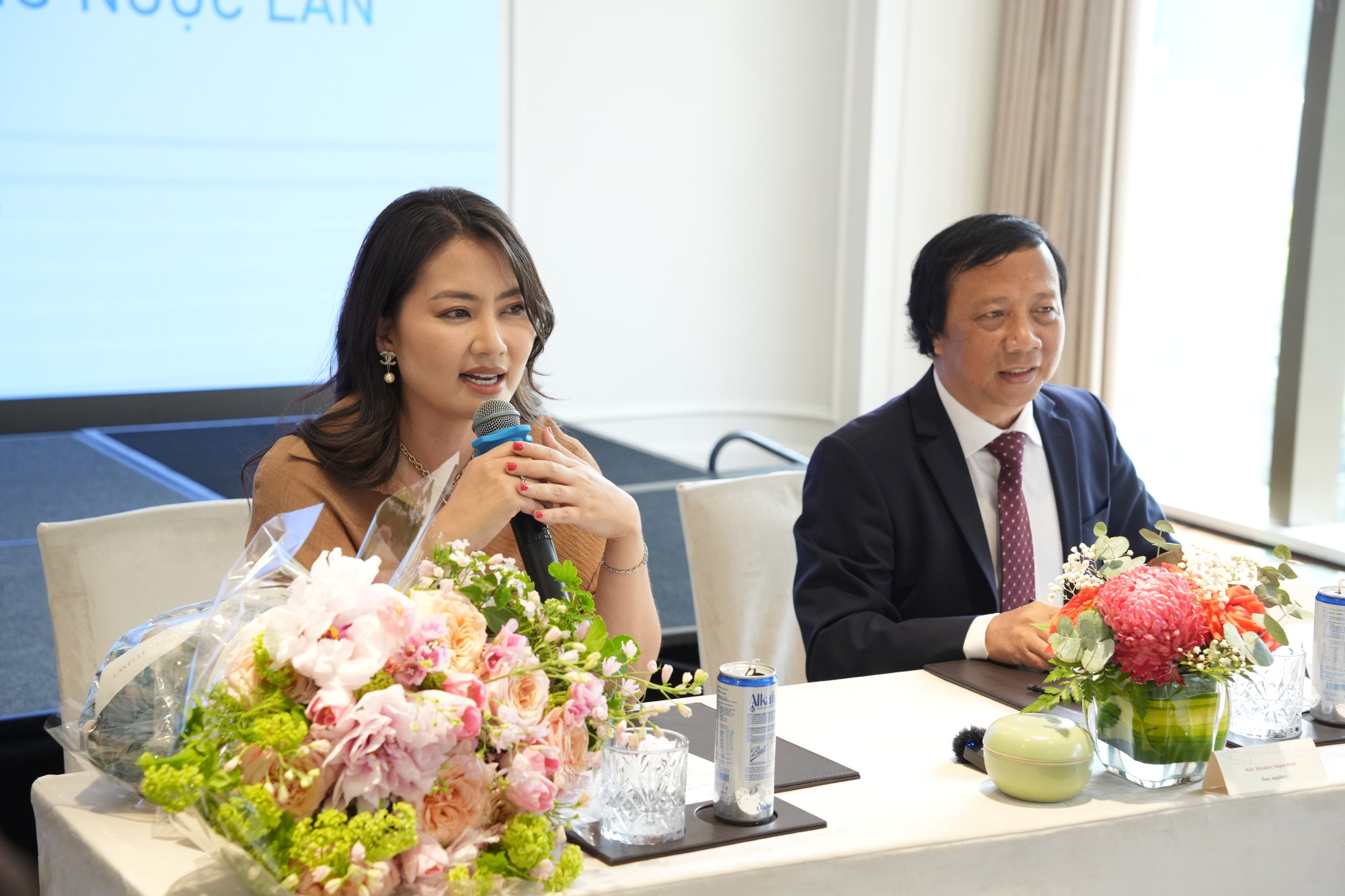 Sau khi l&ecirc;n mạng tố, diễn vi&ecirc;n Ngọc Lan đ&atilde; h&ograve;a với  MVI Life - Ảnh 2.