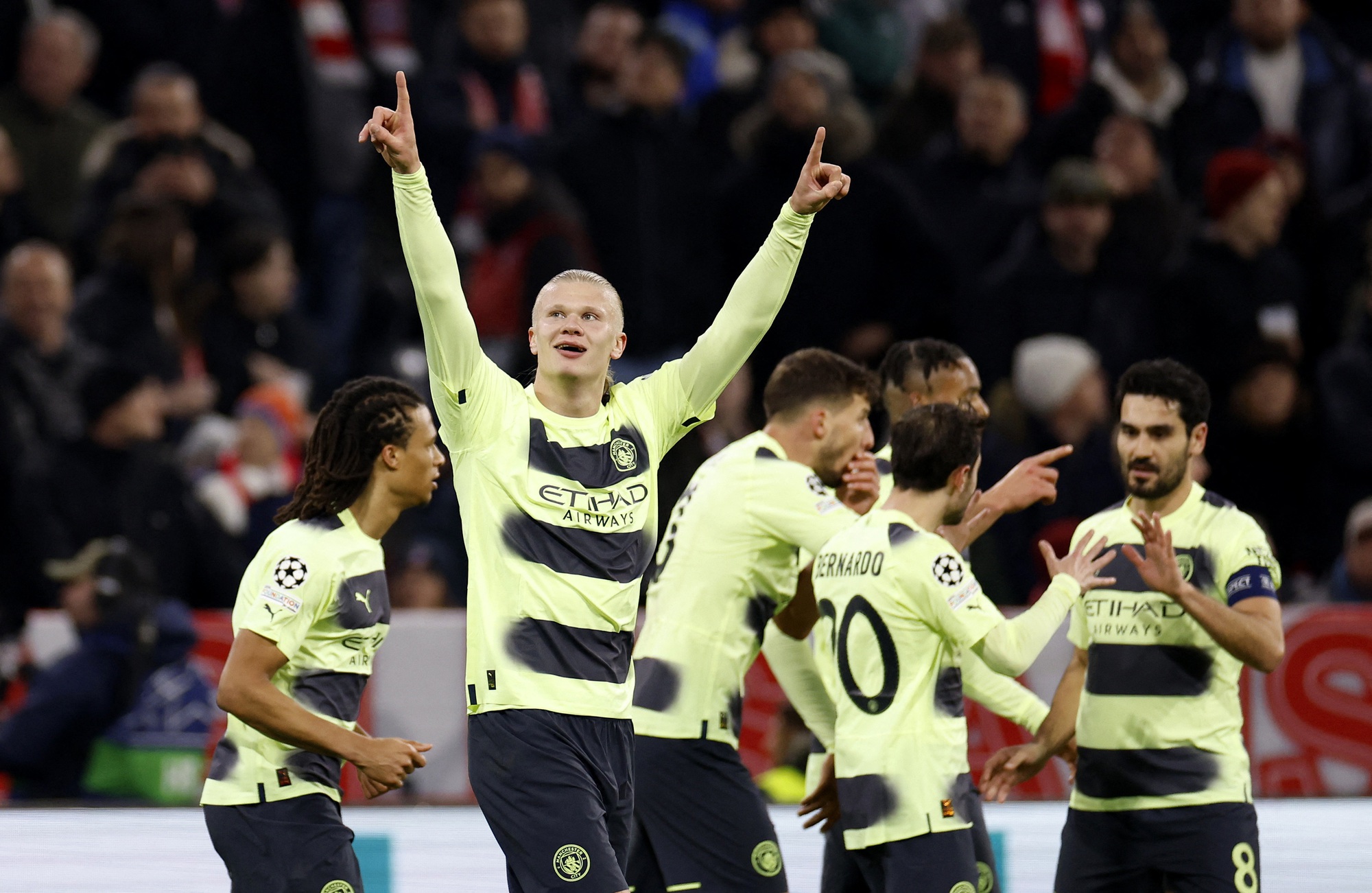 Loại Bayern Munich, Man City tự tin mơ "cú ăn ba"
