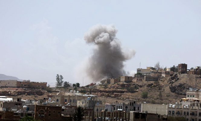 Đi nhận tiền từ thiện, h&agrave;ng chục người thiệt mạng ở Yemen - Ảnh 2.