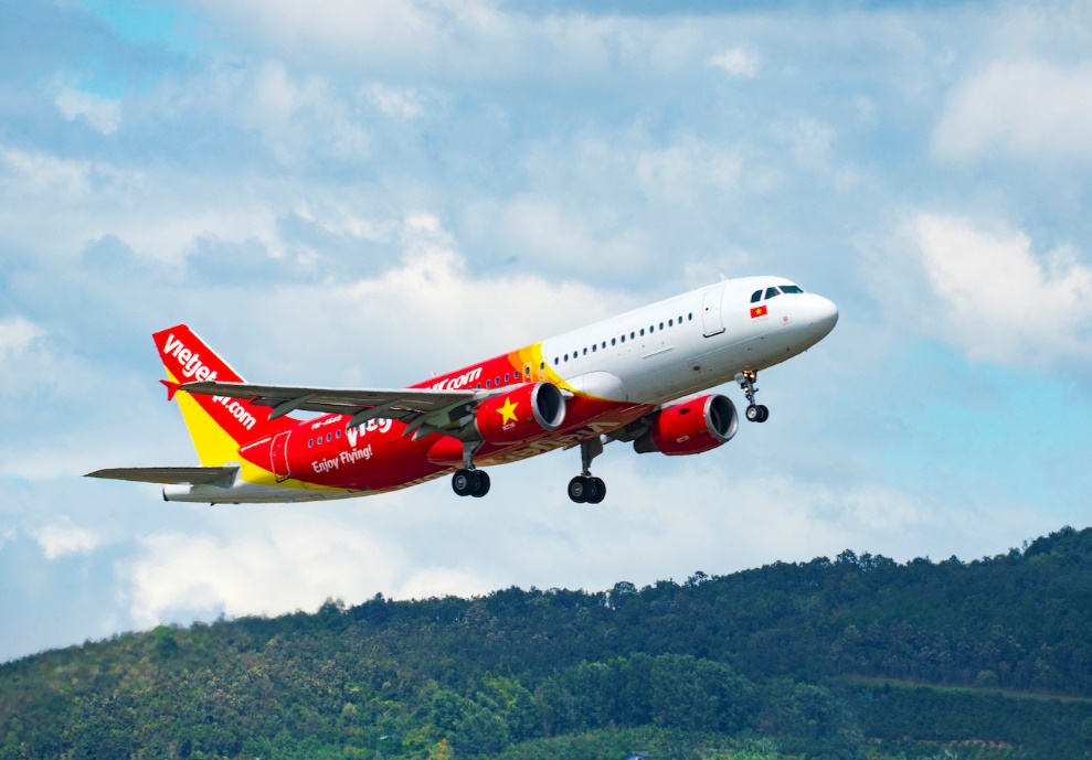 Chơi lễ lớn cùng Vietjet thôi!