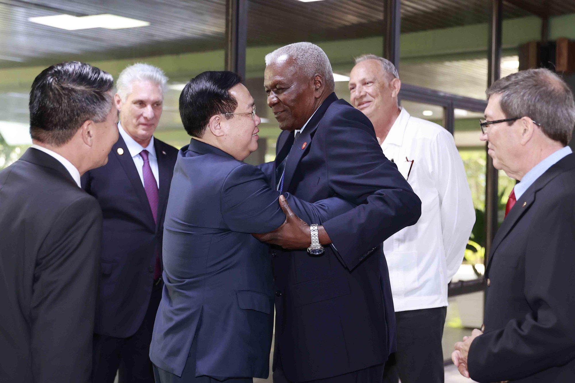 Chủ tịch Quốc hội Vương Đ&igrave;nh Huệ ph&aacute;t biểu trước Quốc hội Cuba - Ảnh 4.
