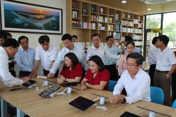 Khai trương thư viện số cộng đồng đầu tiên của cả nước