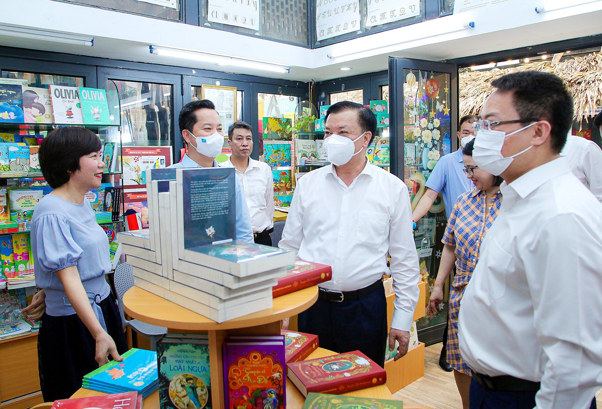 H&agrave; Nội khai mạc sự kiện &ldquo;S&aacute;ch cho bạn, cho t&ocirc;i&rdquo; - Ảnh 2.