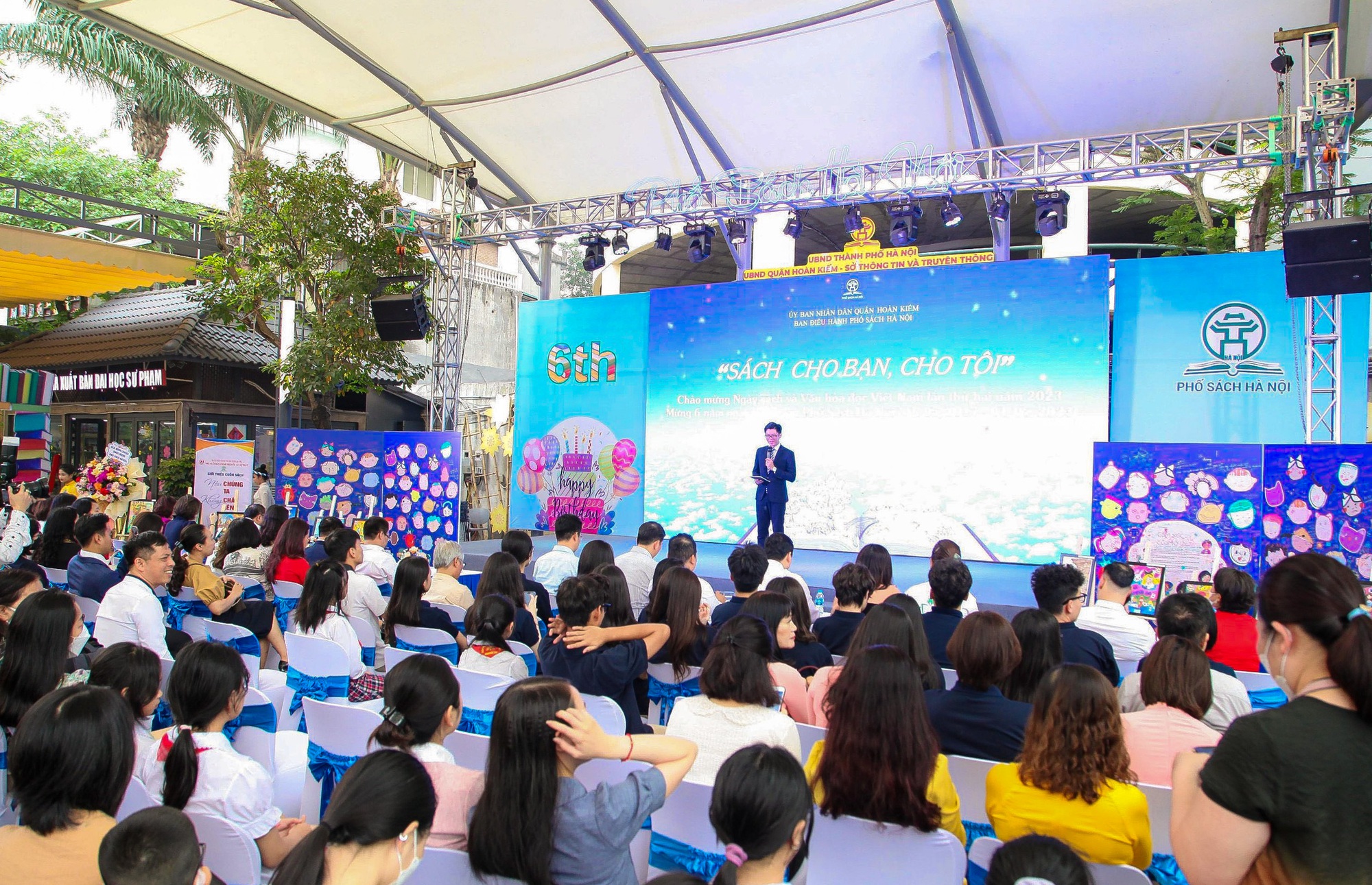 H&agrave; Nội khai mạc sự kiện &ldquo;S&aacute;ch cho bạn, cho t&ocirc;i&rdquo; - Ảnh 4.