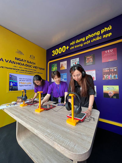Mu&ocirc;n m&agrave;u chuyện đọc - Ảnh 2.