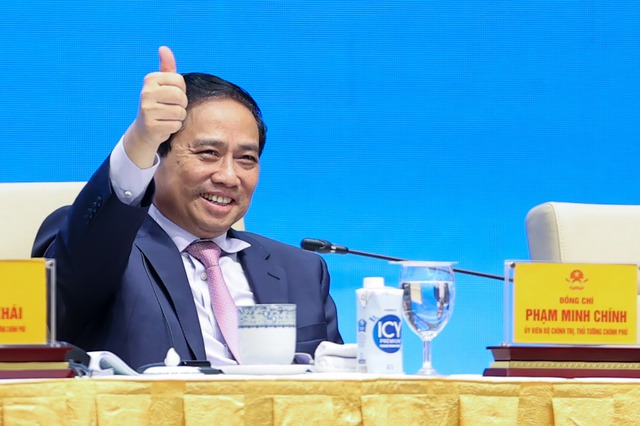 Thủ tướng giải đáp trực tuyến hàng trăm tập đoàn lớn trên khắp thế giới