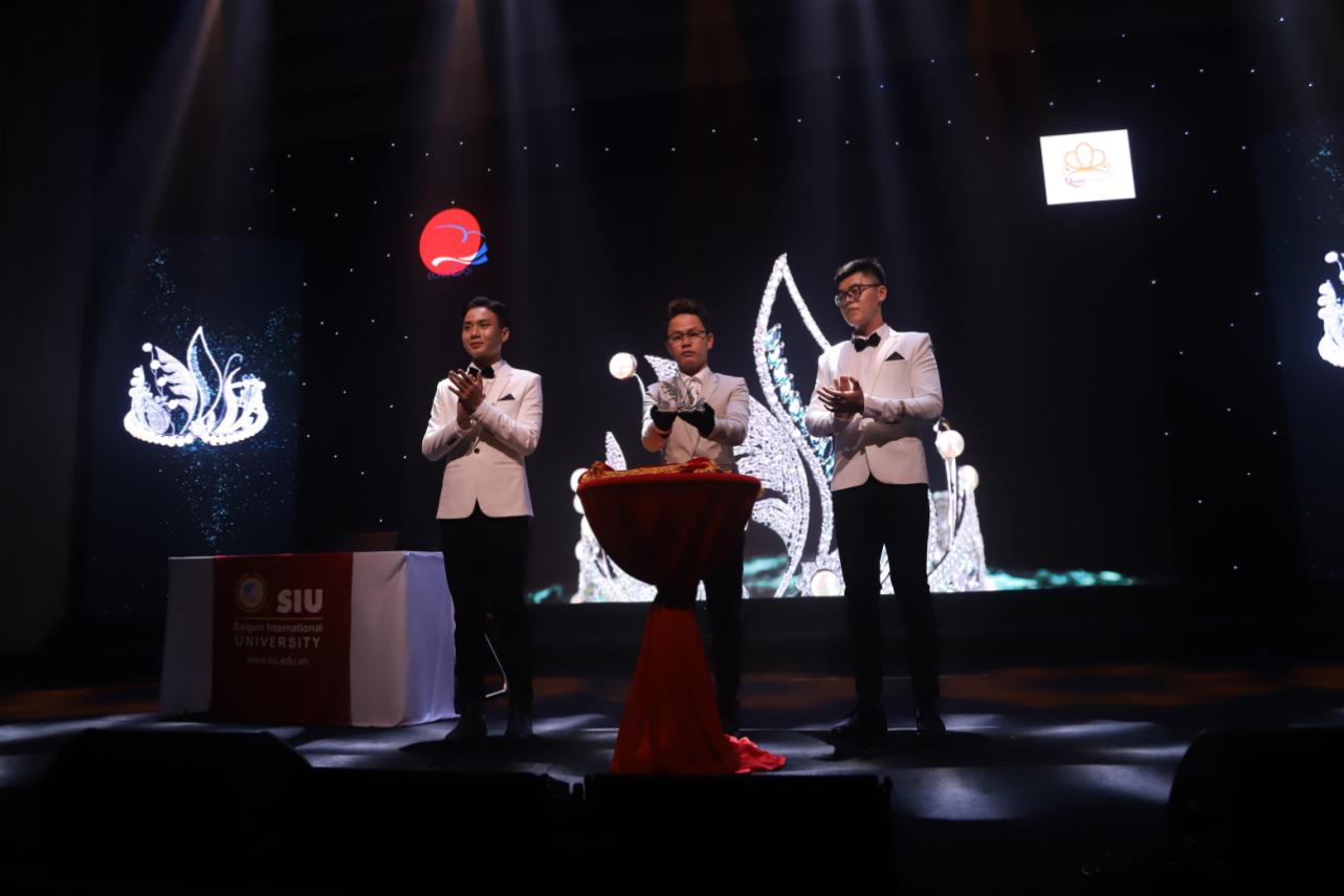 Cuộc thi Miss SIU 2023 đ&atilde; chọn được 15 th&iacute; sinh c&oacute; mặt trong đ&ecirc;m chung kết xếp hạng - Ảnh 6.