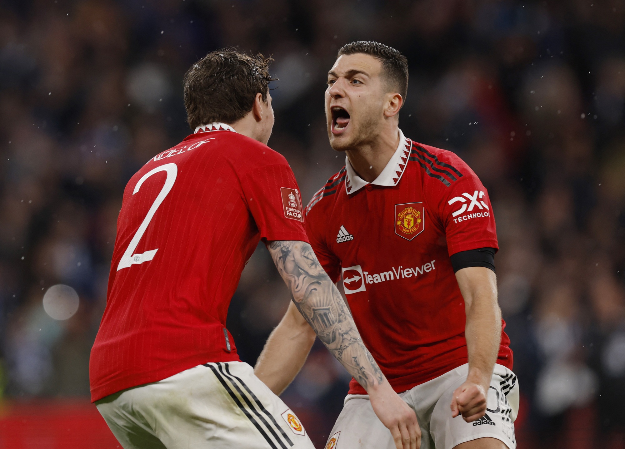 Thắng luân lưu nghẹt thở, Man United giật vé "vàng" chung kết FA Cup