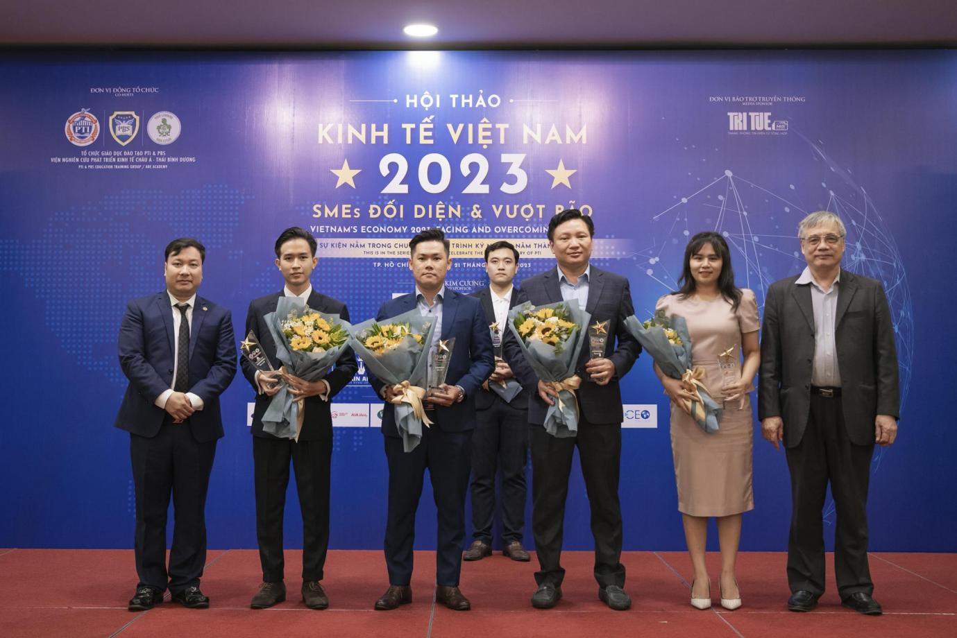 Mon Amie Veston t&agrave;i trợ V&agrave;ng Hội thảo: Kinh tế Việt Nam 2023: SMEs Đối diện & Vượt b&atilde;o - Ảnh 5.