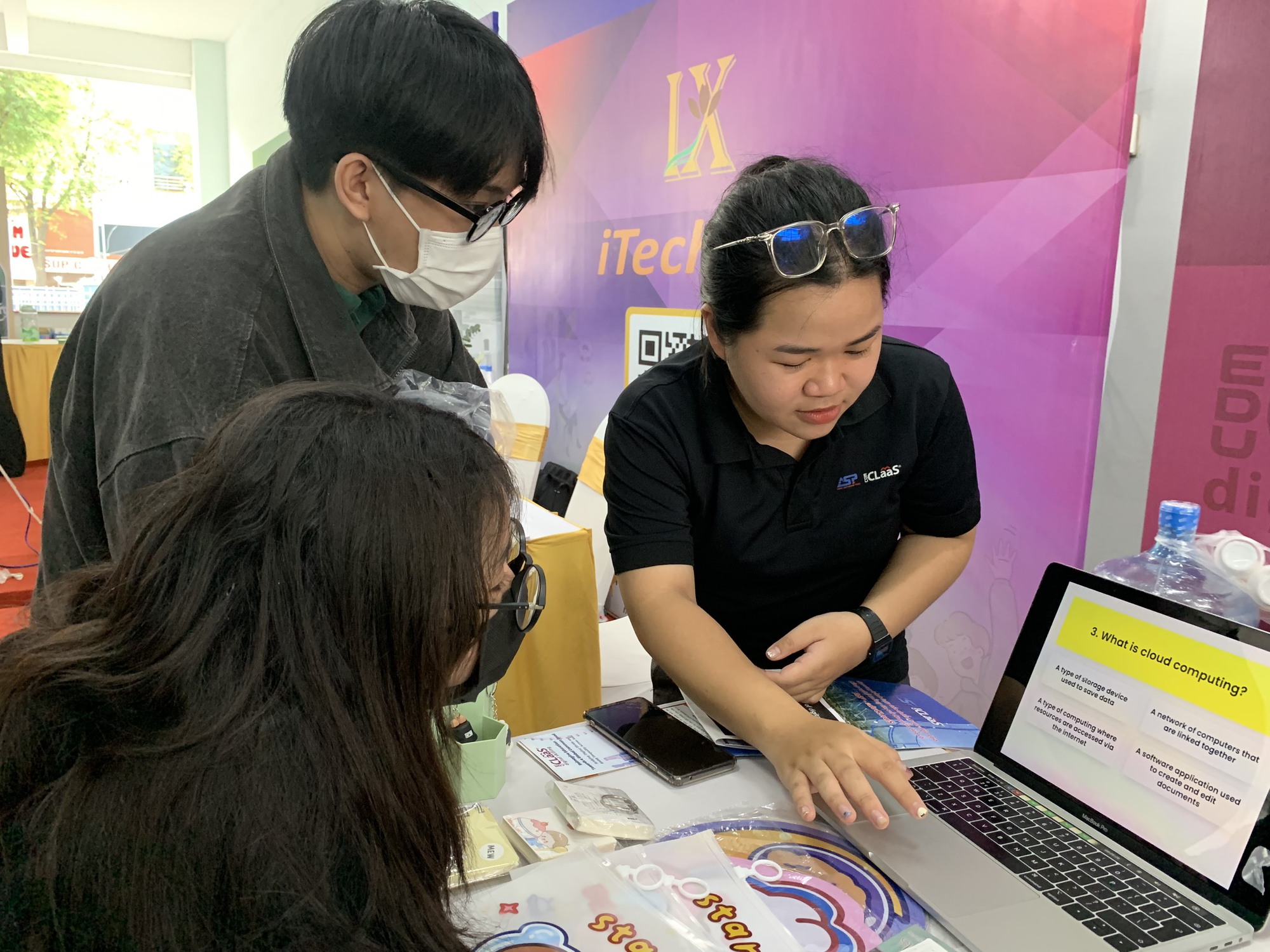Tự tạo cơ hội đâu khó