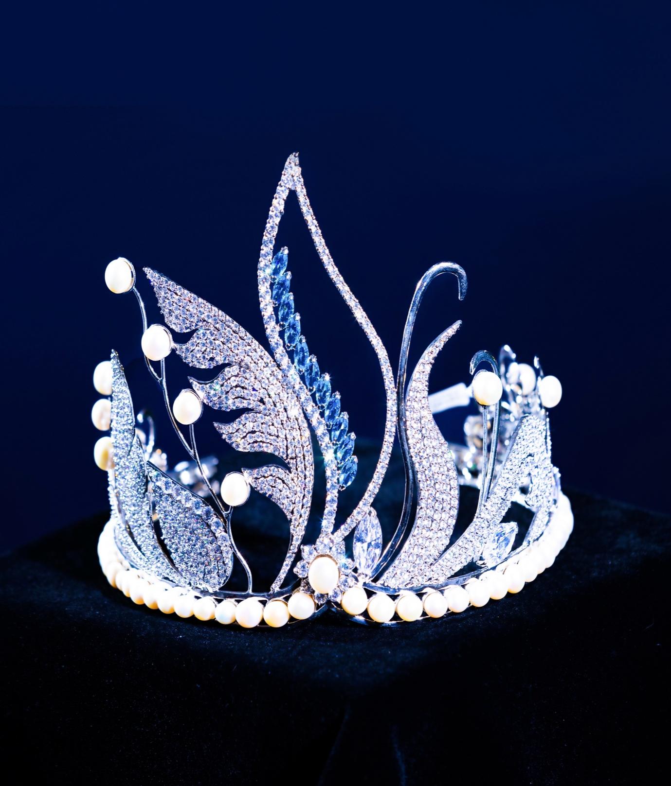 CEO sáng lập thương hiệu Ngọc trai Queen Pearl ngồi ghế nóng Ban giám khảo MISS SIU 2023. - Ảnh 2.