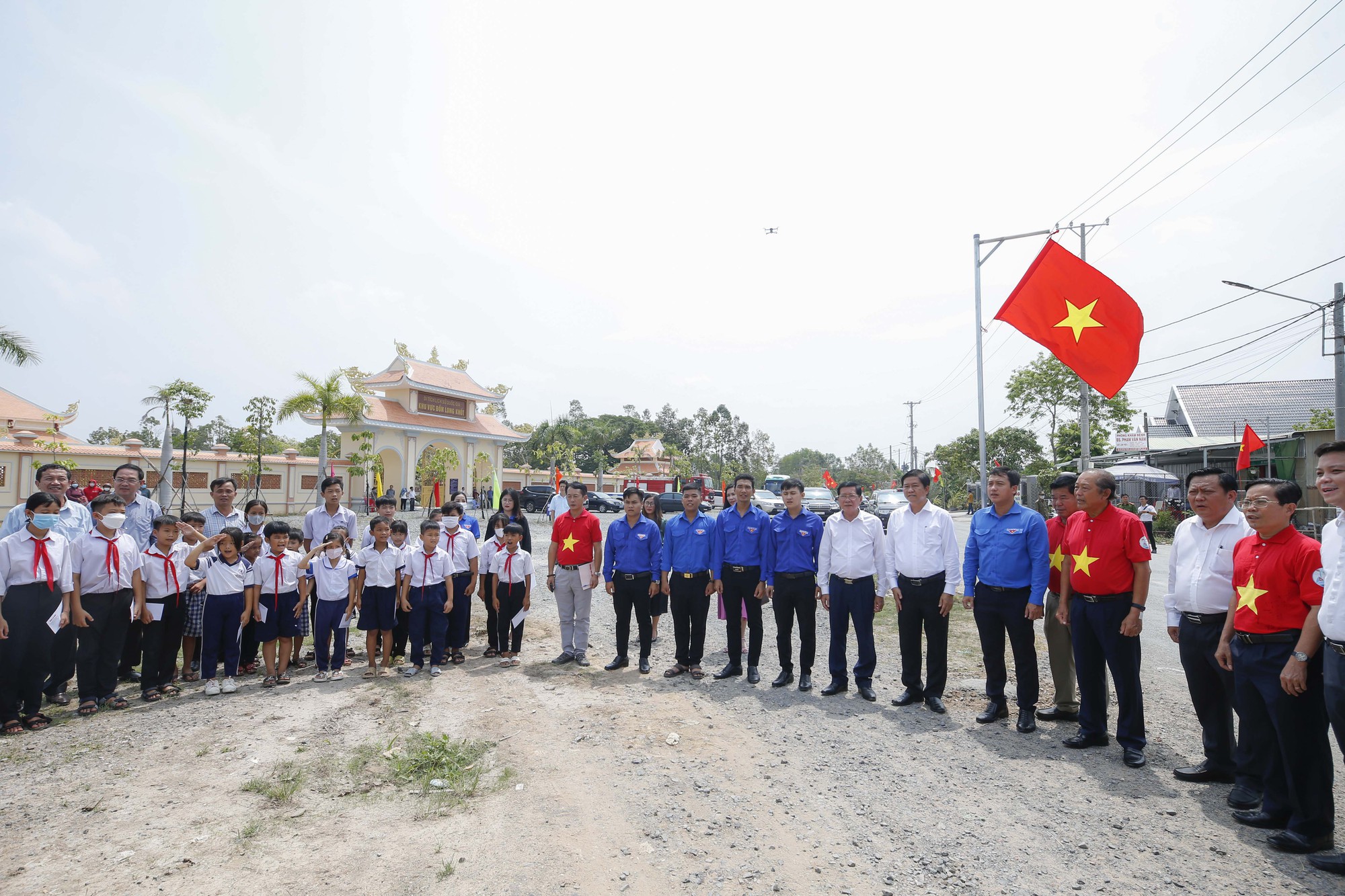 Đường cờ Tổ quốc đến với khu di tích lịch sử quốc gia Đồn Long Khốt - Ảnh 7.