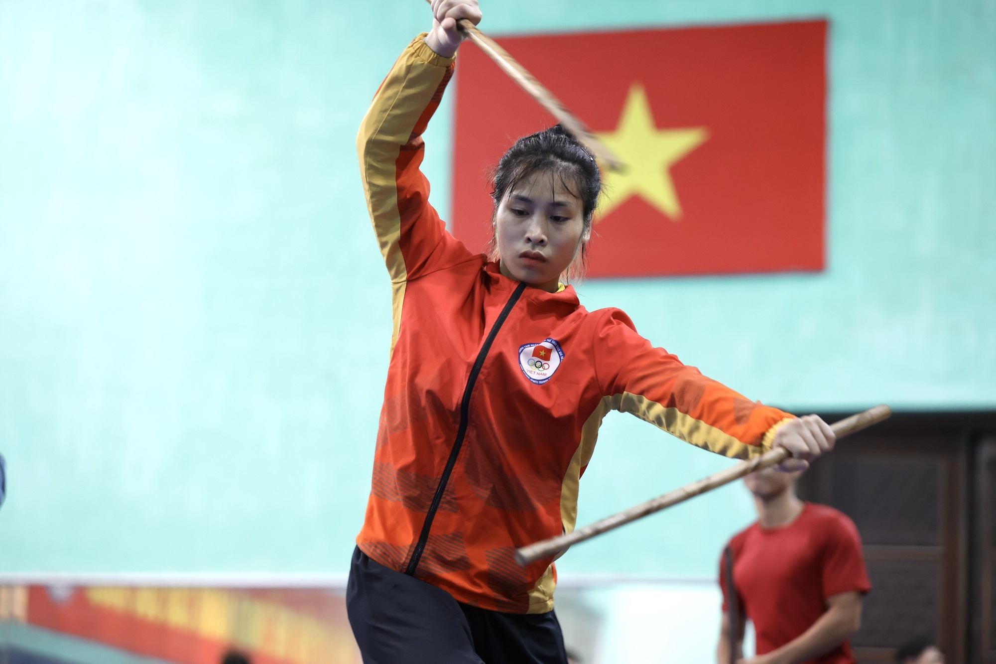 Gậy tập "nát như bã mía", Võ gậy than khó trước SEA Games 32