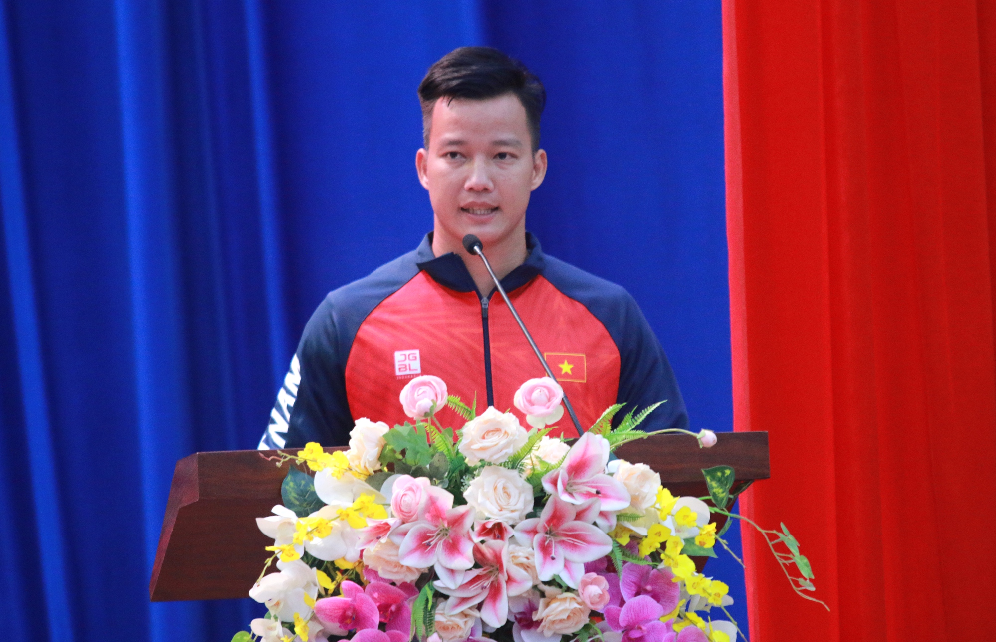 Trung t&acirc;m HLTT Quốc gia TP HCM họp mặt 20 đội tuyển dự SEA Games 32 - Ảnh 7.