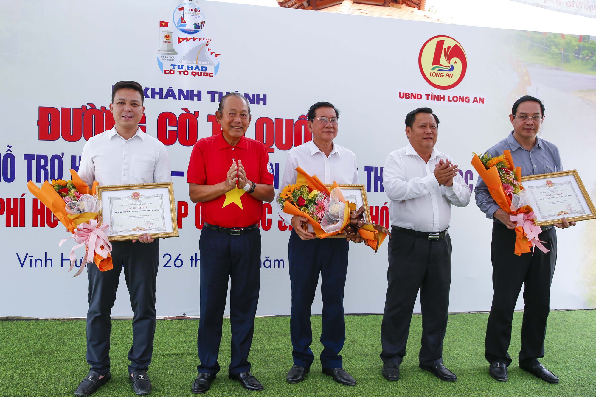 Đường cờ Tổ quốc đến với khu di tích lịch sử quốc gia Đồn Long Khốt - Ảnh 4.