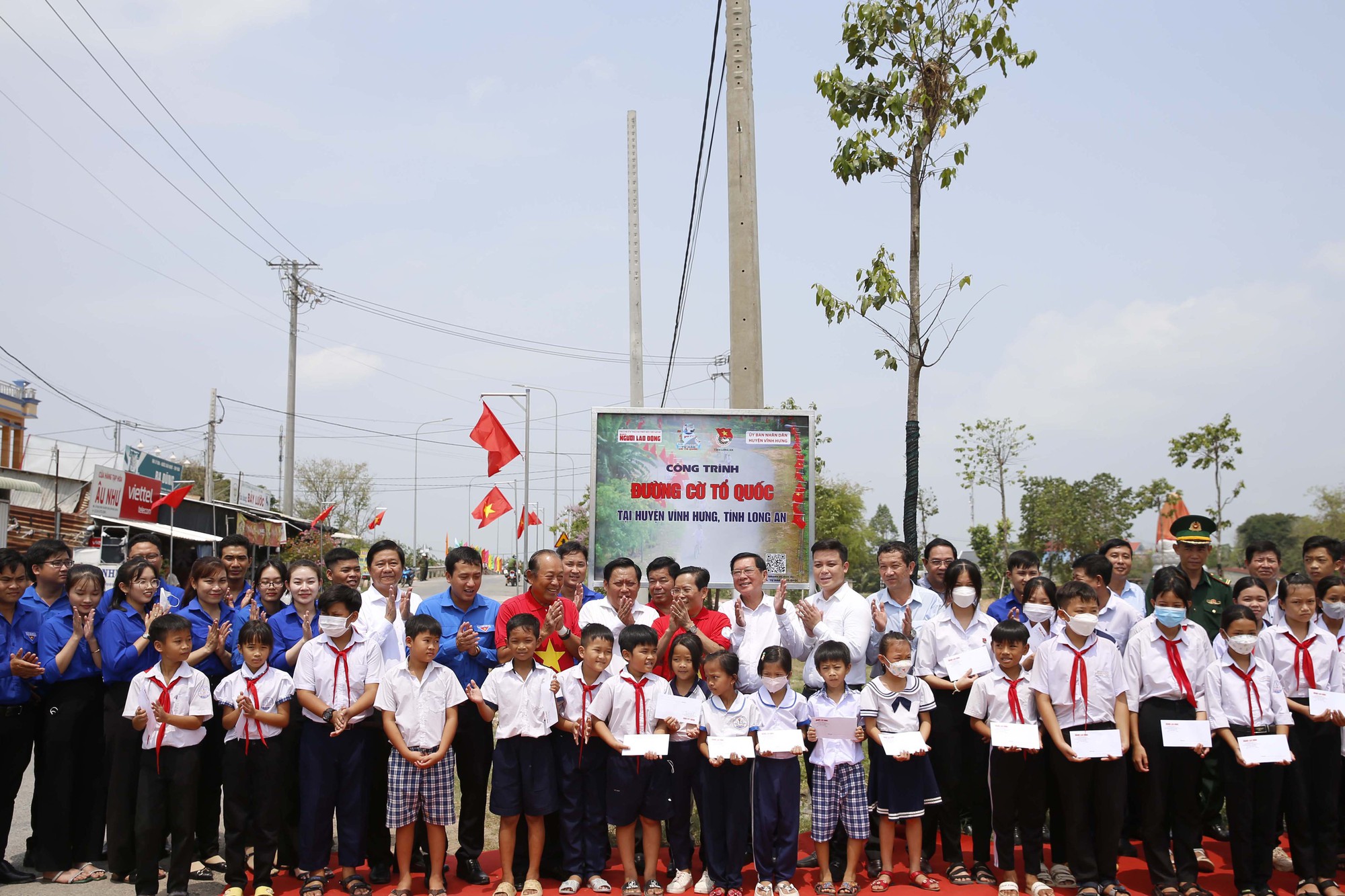 Đường cờ Tổ quốc đến với khu di tích lịch sử quốc gia Đồn Long Khốt - Ảnh 5.