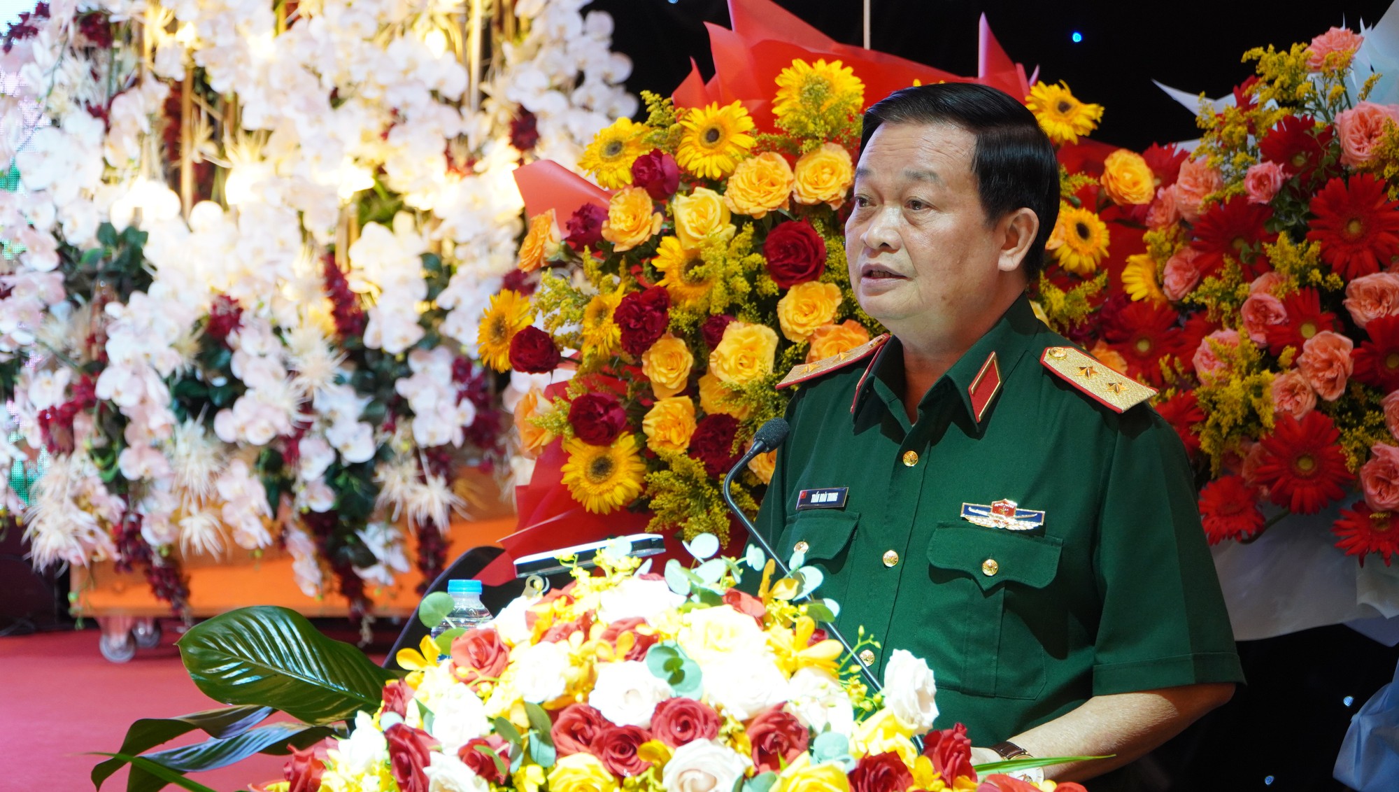 Thắm t&igrave;nh Qu&acirc;n khu 7 - Tập đo&agrave;n C&ocirc;ng nghiệp Cao su Việt Nam  - Ảnh 1.