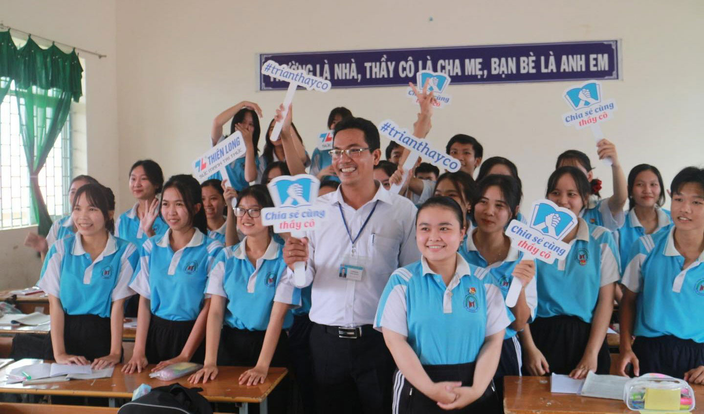Cuộc thi viết "Người Thầy kính yêu": Biến giáo dục công dân thành môn yêu thích