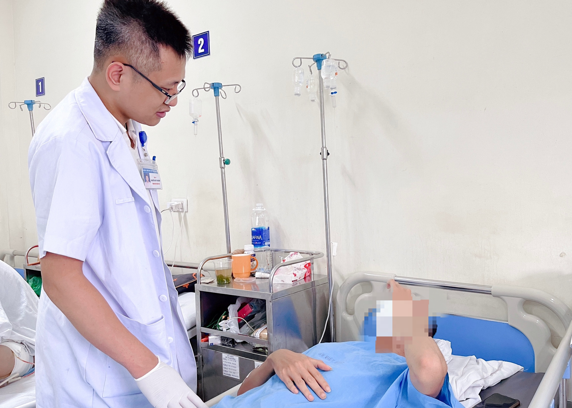 Nam thanh niên bị teo tinh hoàn vì bệnh lý khá thường gặp