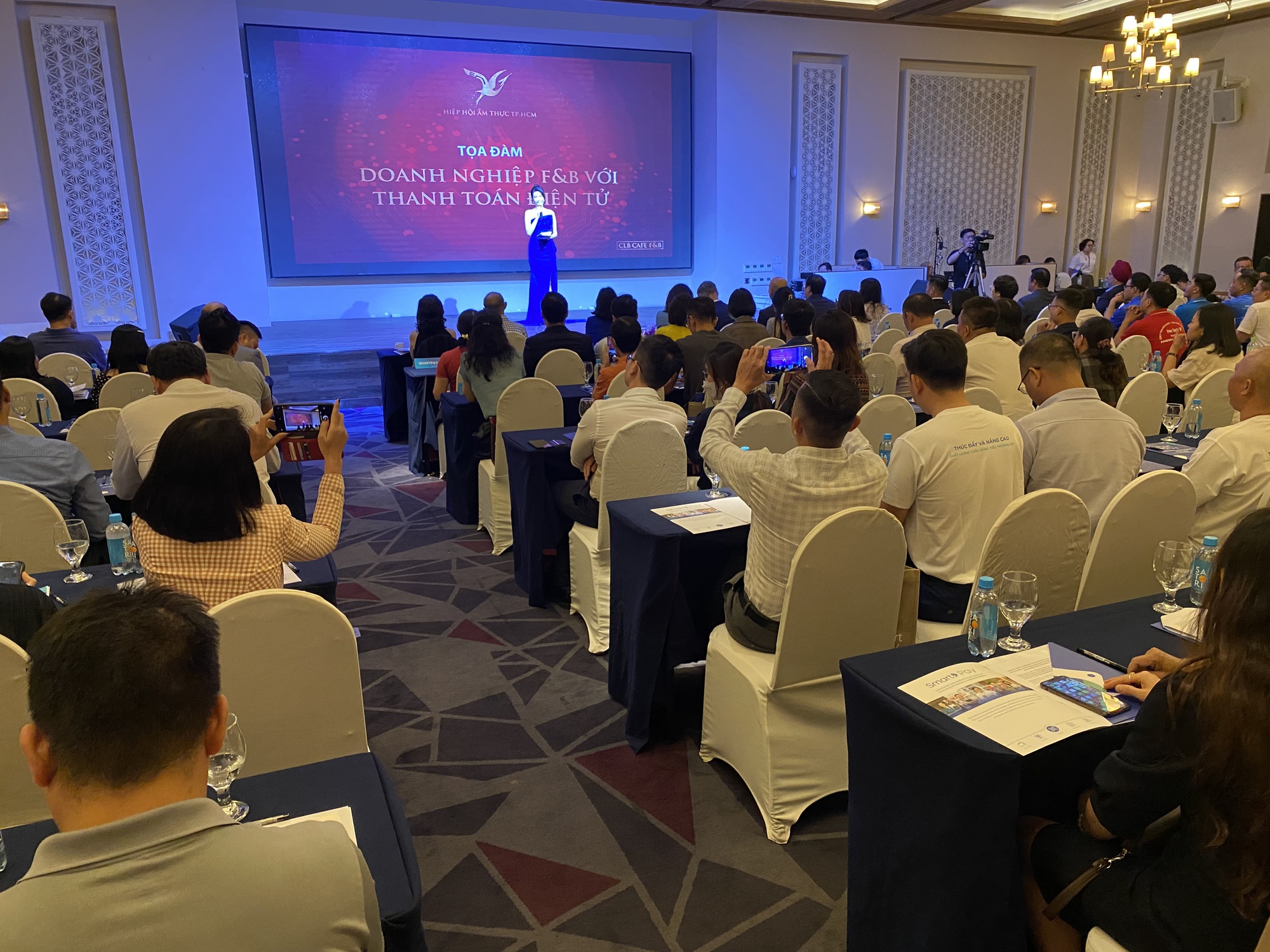 1 c&ocirc;ng ty tặng 50.000 thiết bị th&ocirc;ng b&aacute;o thanh to&aacute;n cho tiểu thương - Ảnh 1.