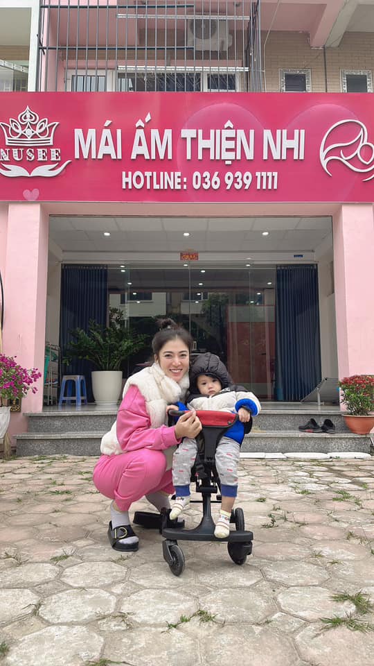 Vợ chồng CEO thương hiệu Nusee d&ugrave;ng cả thanh xu&acirc;n l&agrave;m thiện nguyện - Ảnh 2.