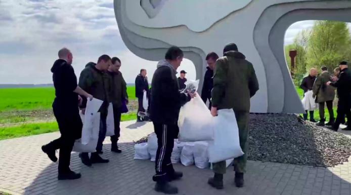 Ukraine, Mỹ th&ocirc;ng tin m&acirc;u thuẫn về hỗ trợ vũ kh&iacute; - Ảnh 2.