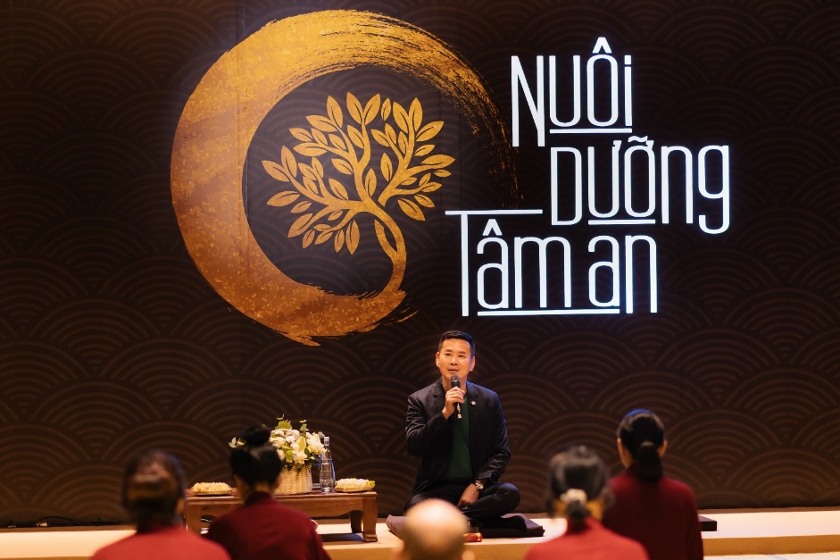 Prudential tri ân khách hàng với hành trình cân bằng thân tâm tại vùng đất Yên Tử