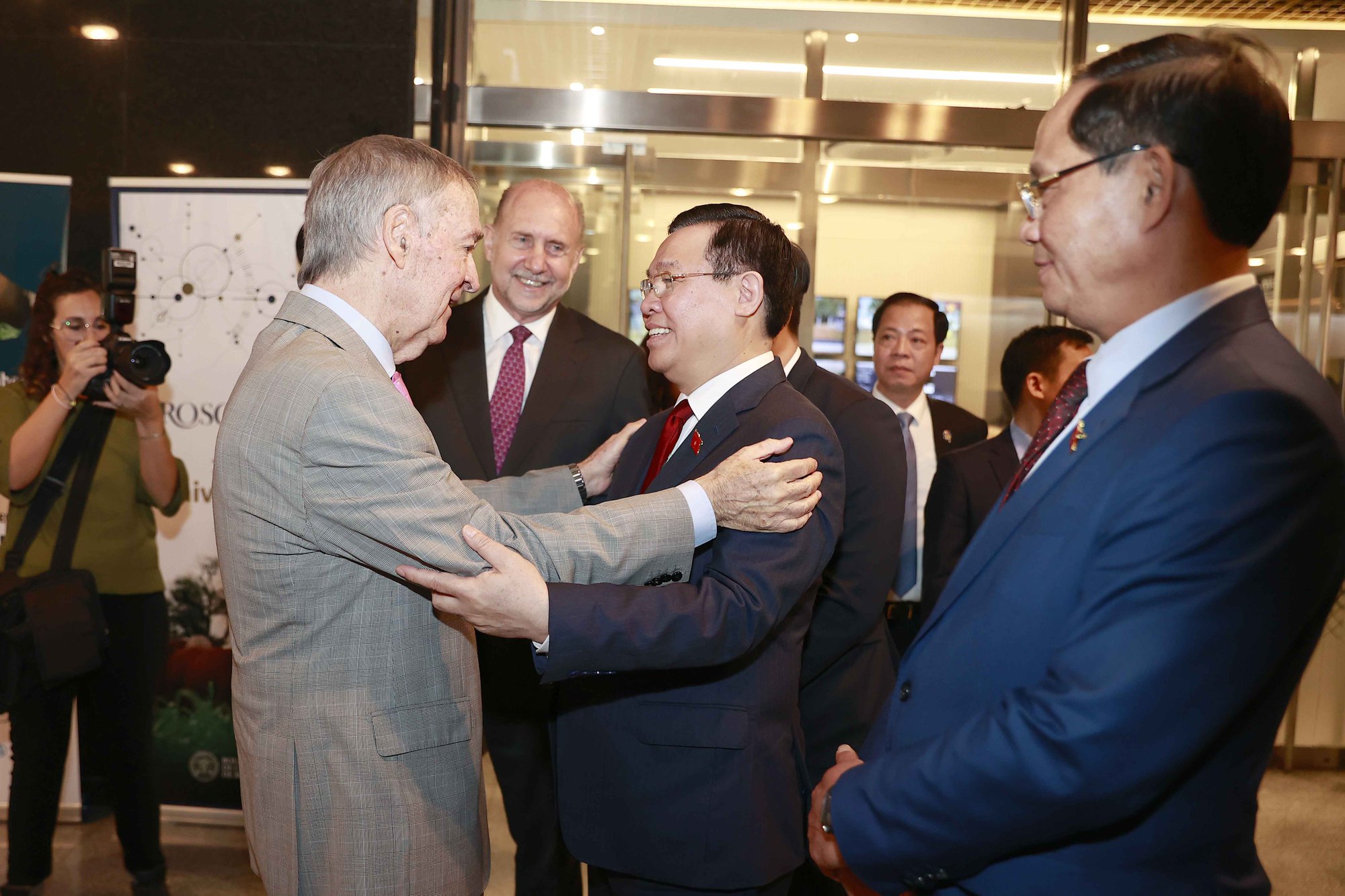Chủ tịch Quốc hội: Việt Nam sẵn s&agrave;ng đ&agrave;m ph&aacute;n Hiệp định thương mại tự do với Khối Mercosur - Ảnh 3.