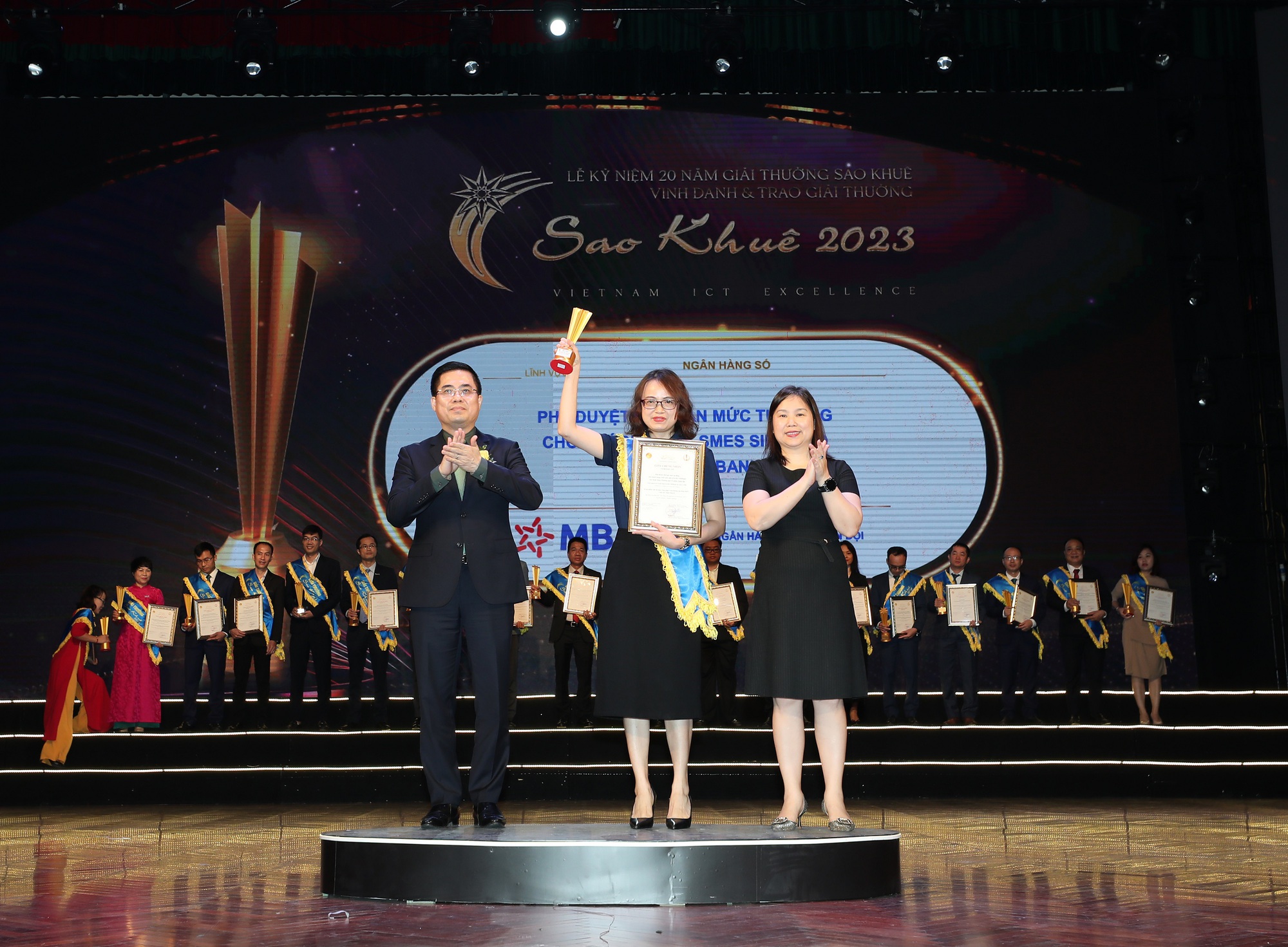 MB tiếp tục ghi danh tại giải thưởng Sao Khu&ecirc; 2023 - Ảnh 3.