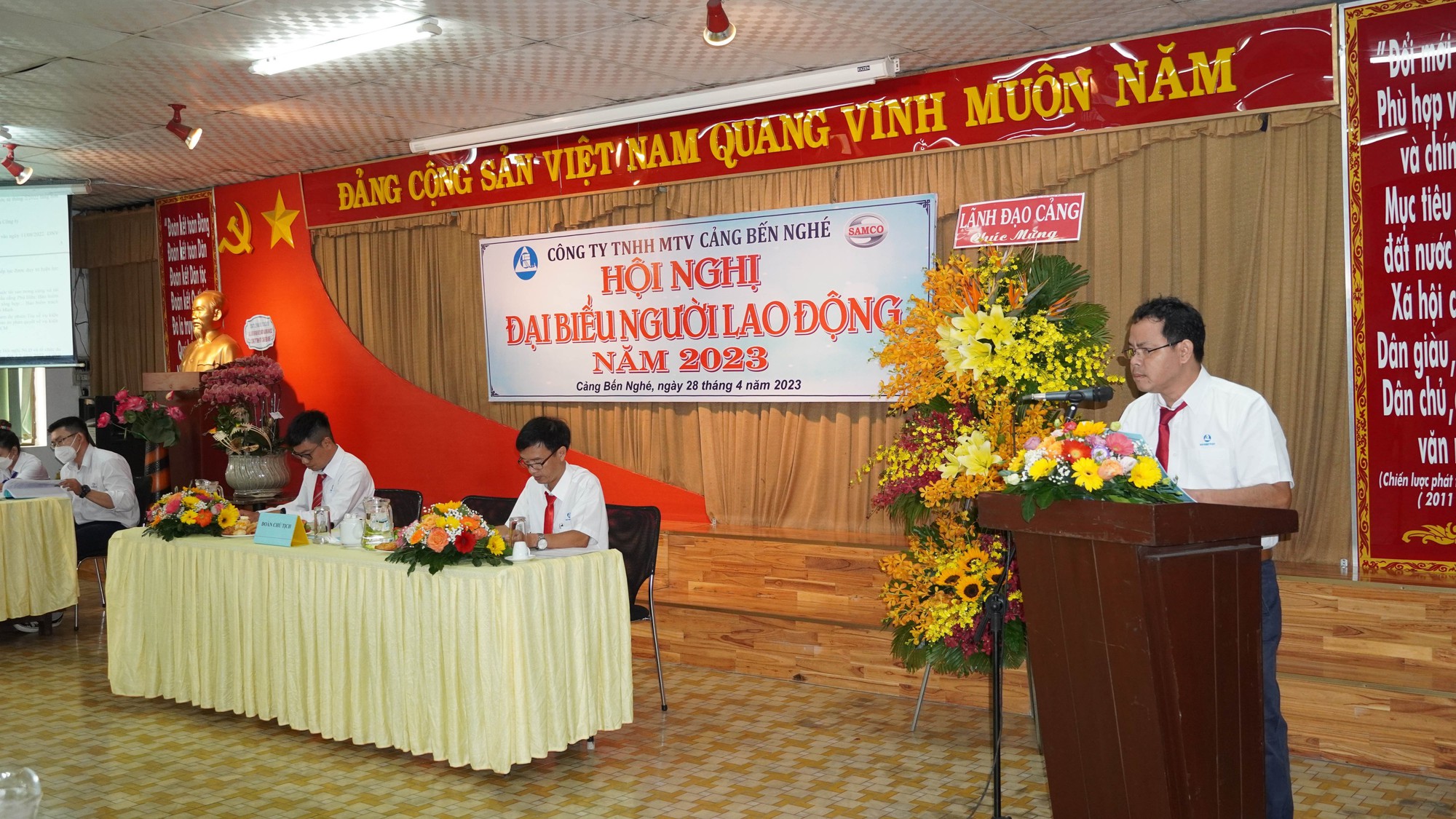 Cảng Bến Ngh&eacute;: Tăng trưởng bền vững, ổn định ph&uacute;c lợi cho người lao động - Ảnh 2.